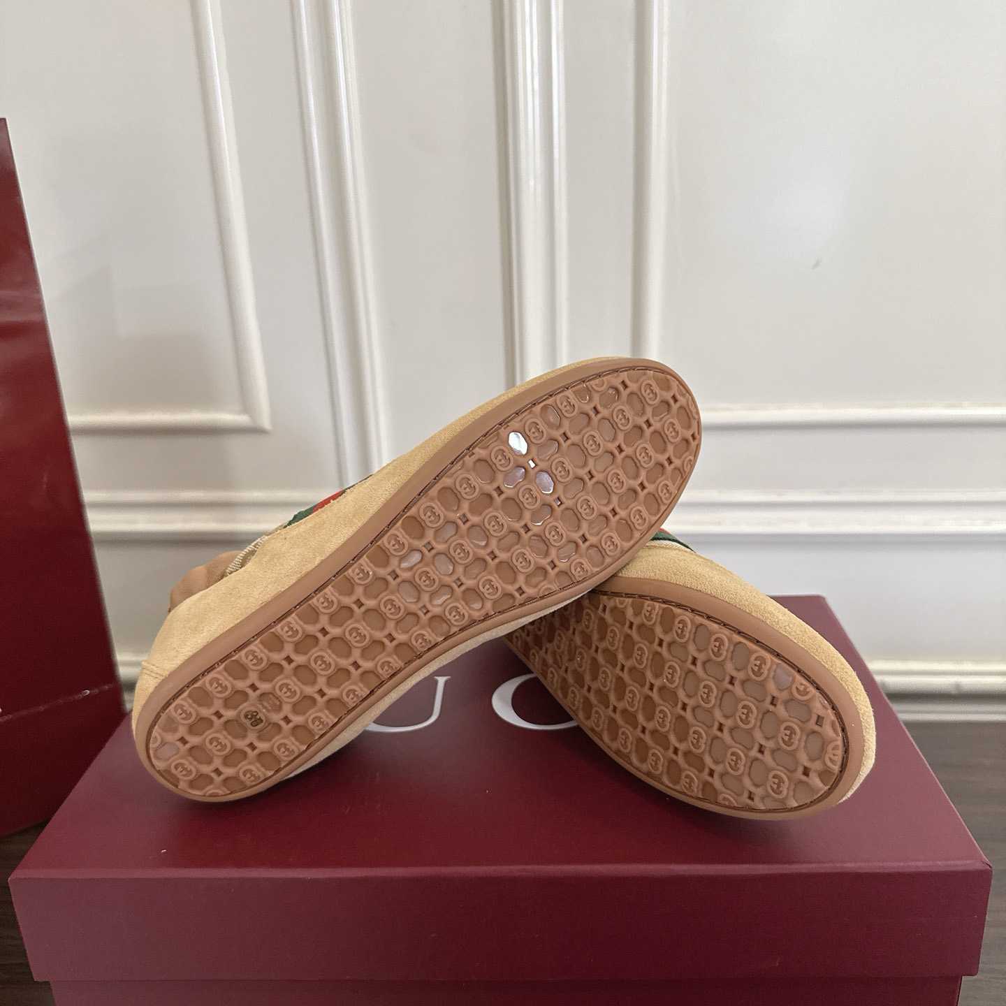 Gucci Women's Gucci Shift Sneaker - DesignerGu