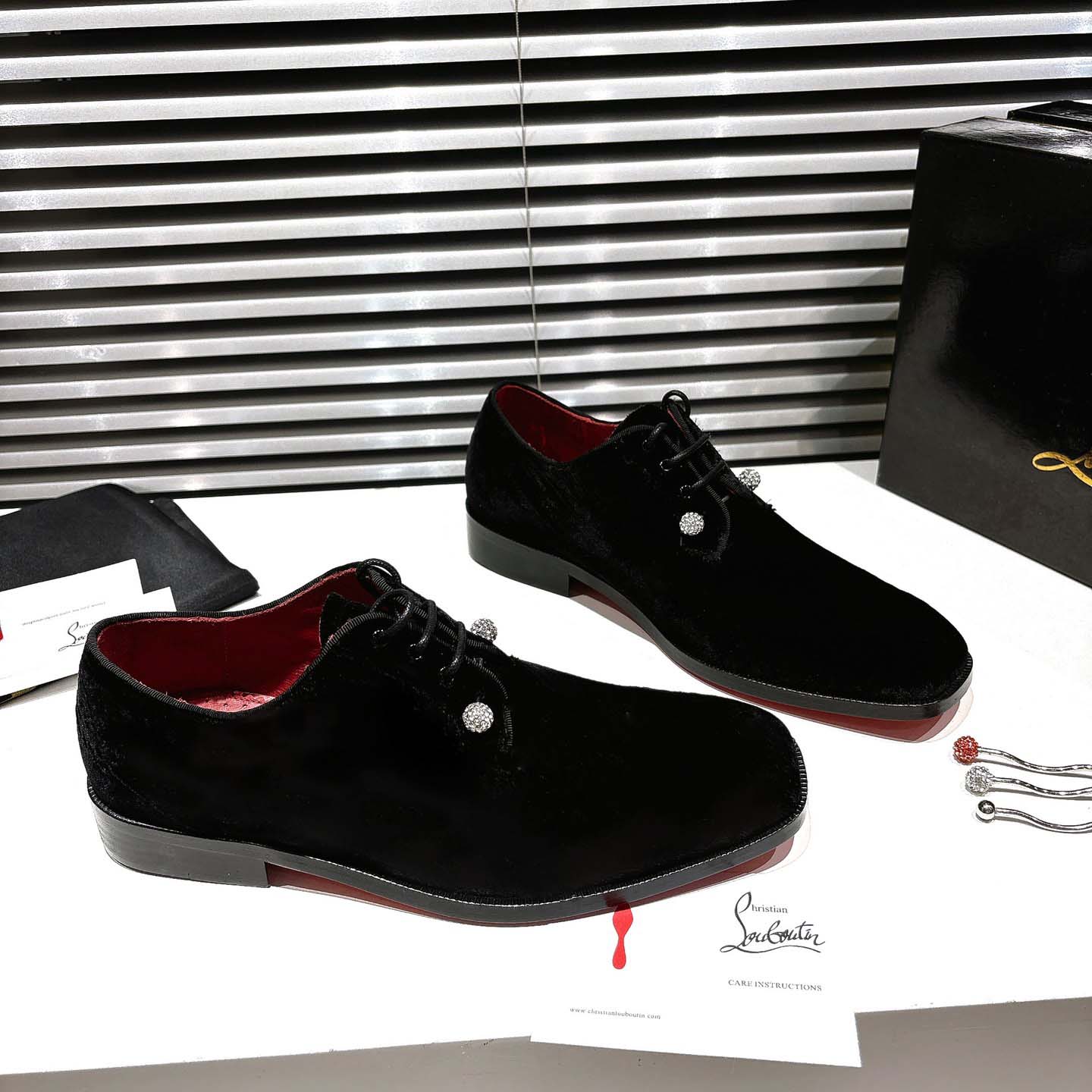 Christian Louboutin Chambeliss Night Strass Derbies - Velvet - DesignerGu