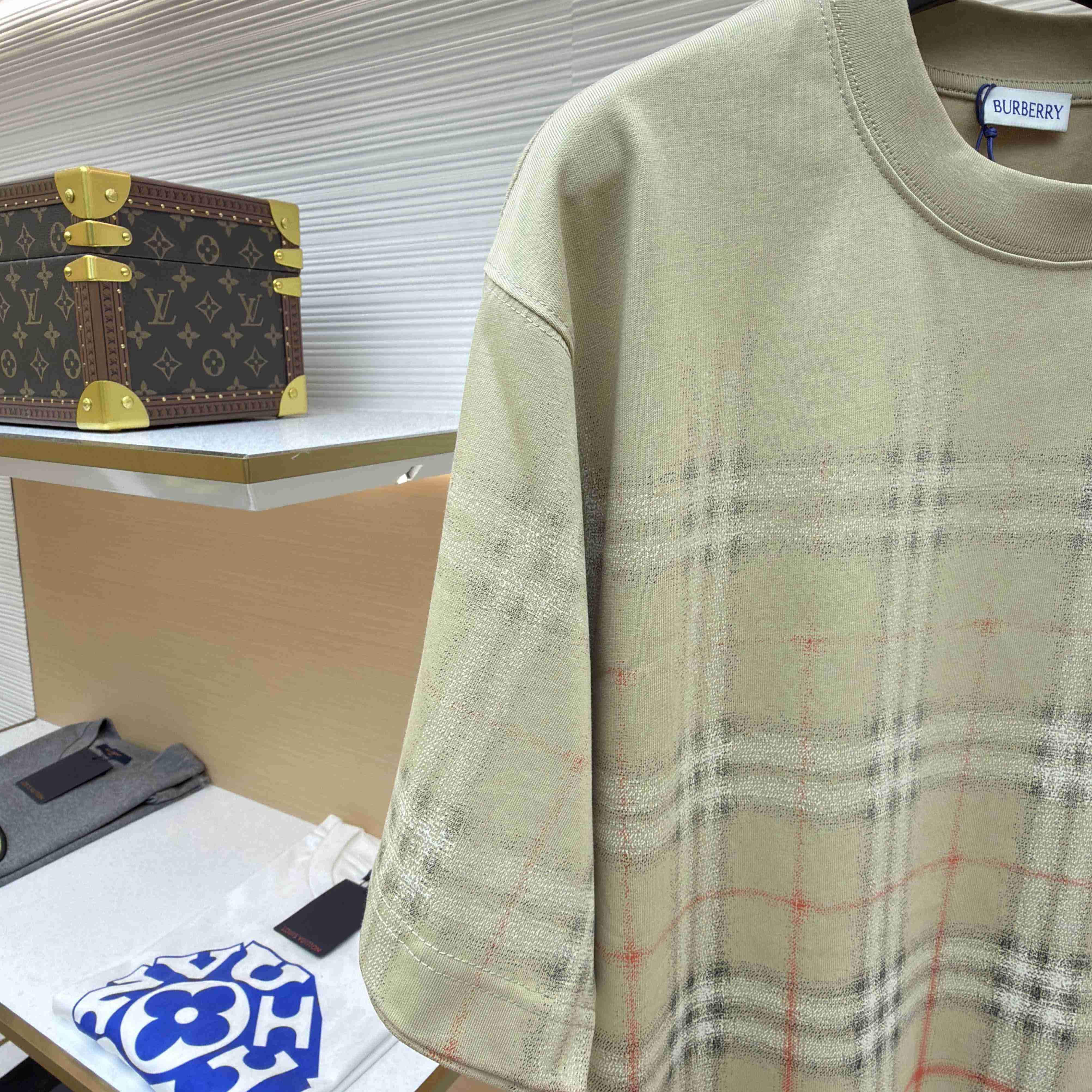 Burberry Gradient Check Cotton T-shirt - DesignerGu