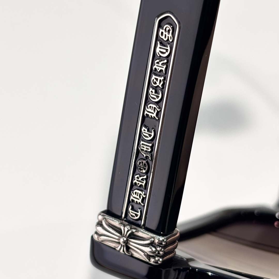 Chrome Hearts 2 THICK Glasses - DesignerGu