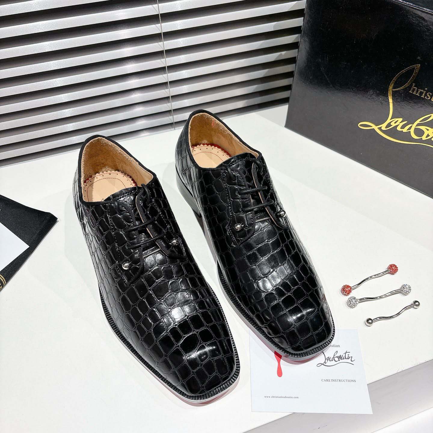 Christian Louboutin Chambeliss  - DesignerGu