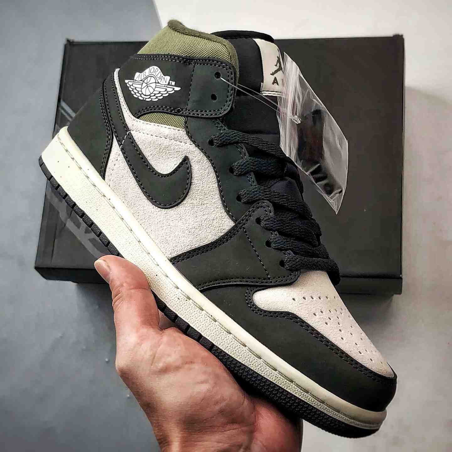 Air Jordan 1 Mid “Olive Green” | HV4091-102 - DesignerGu