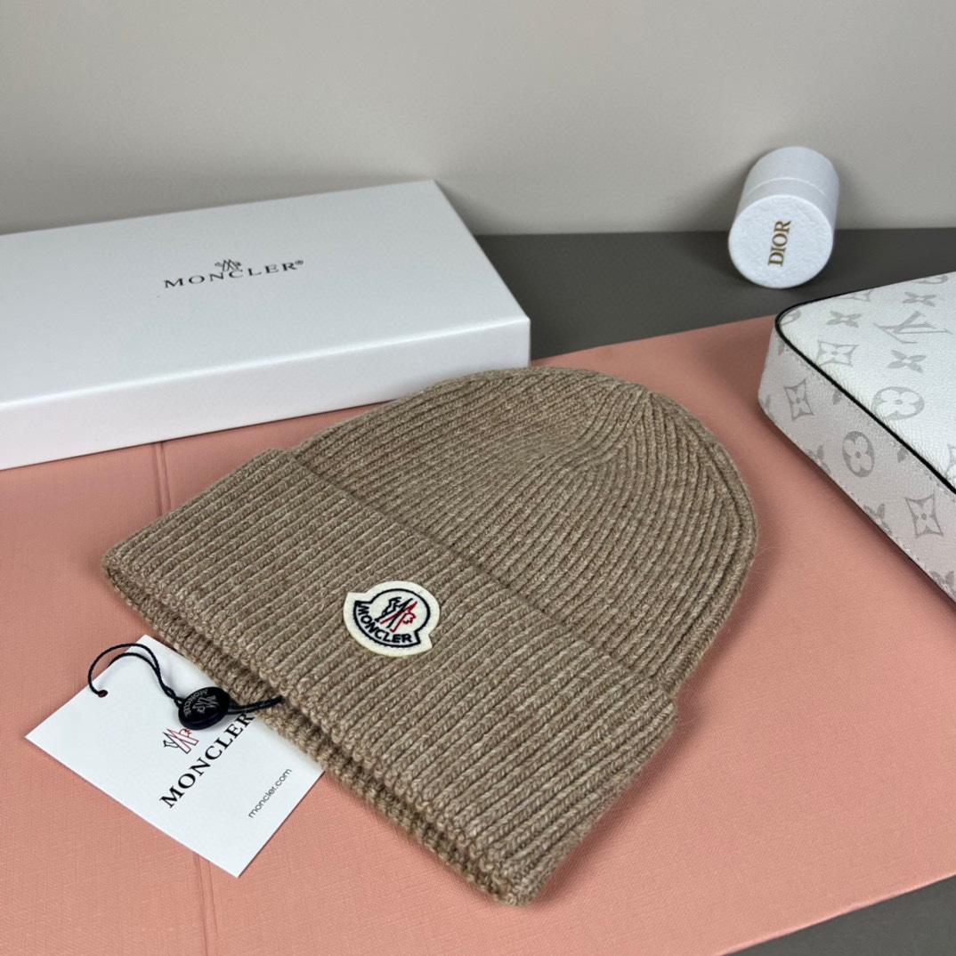 Moncler Beanie  - DesignerGu