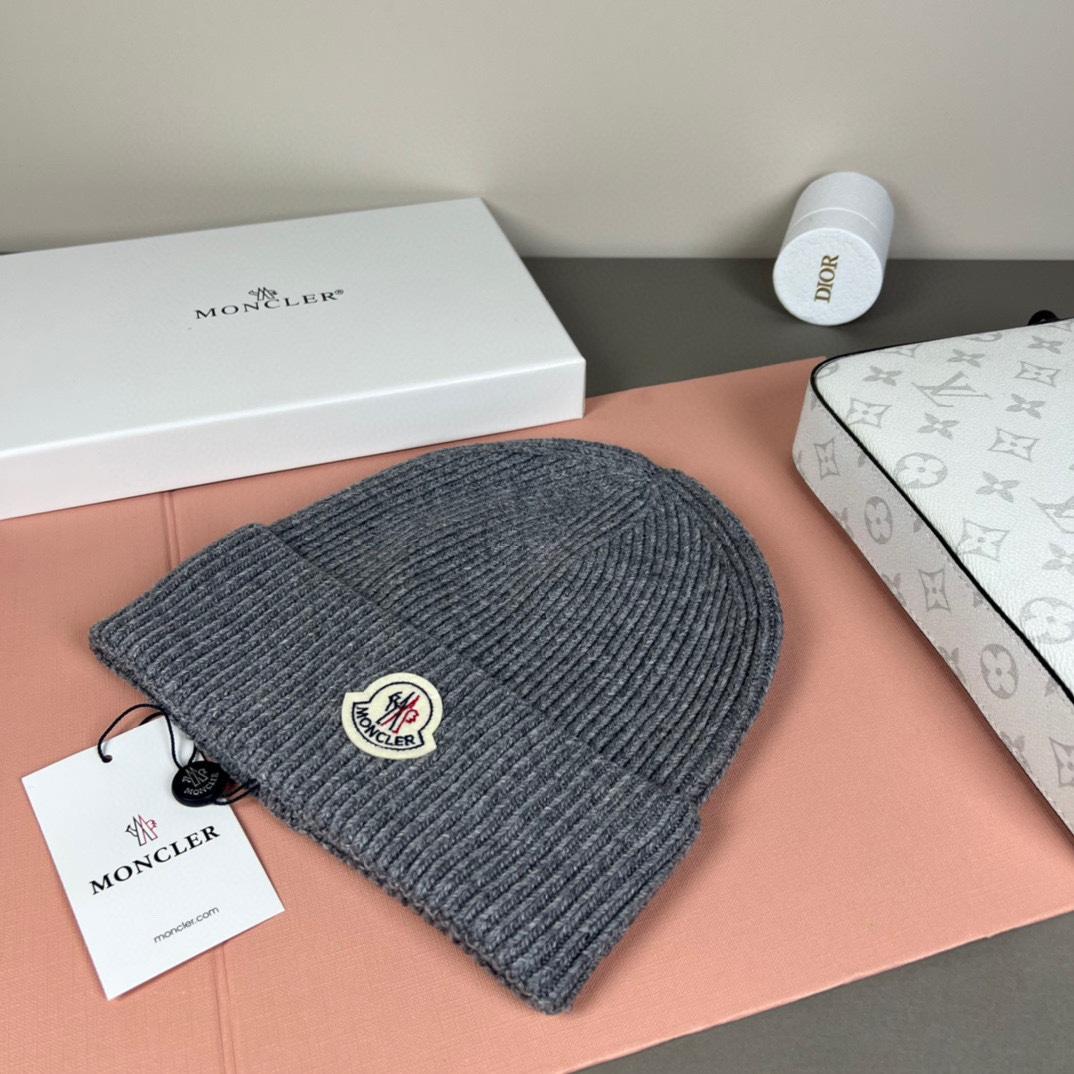 Moncler Beanie  - DesignerGu