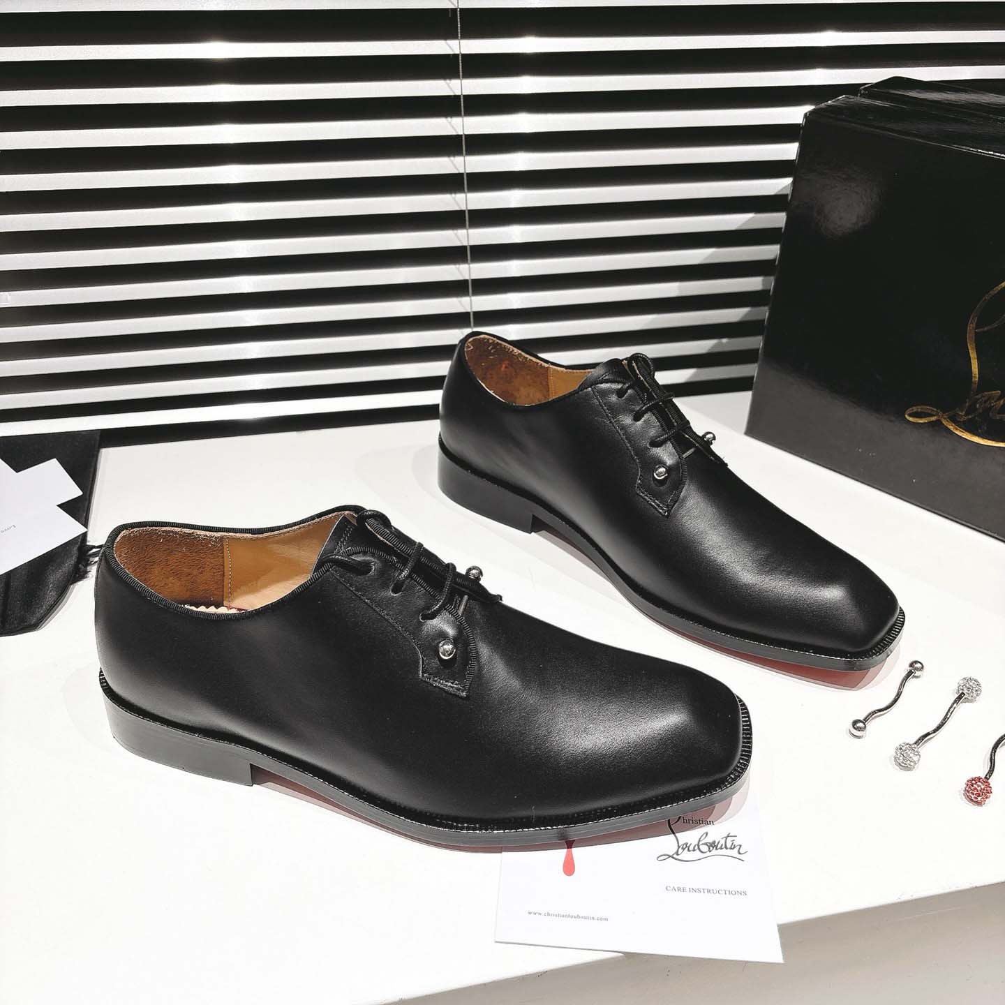 Christian Louboutin Chambeliss Derbies - Calf leather - DesignerGu