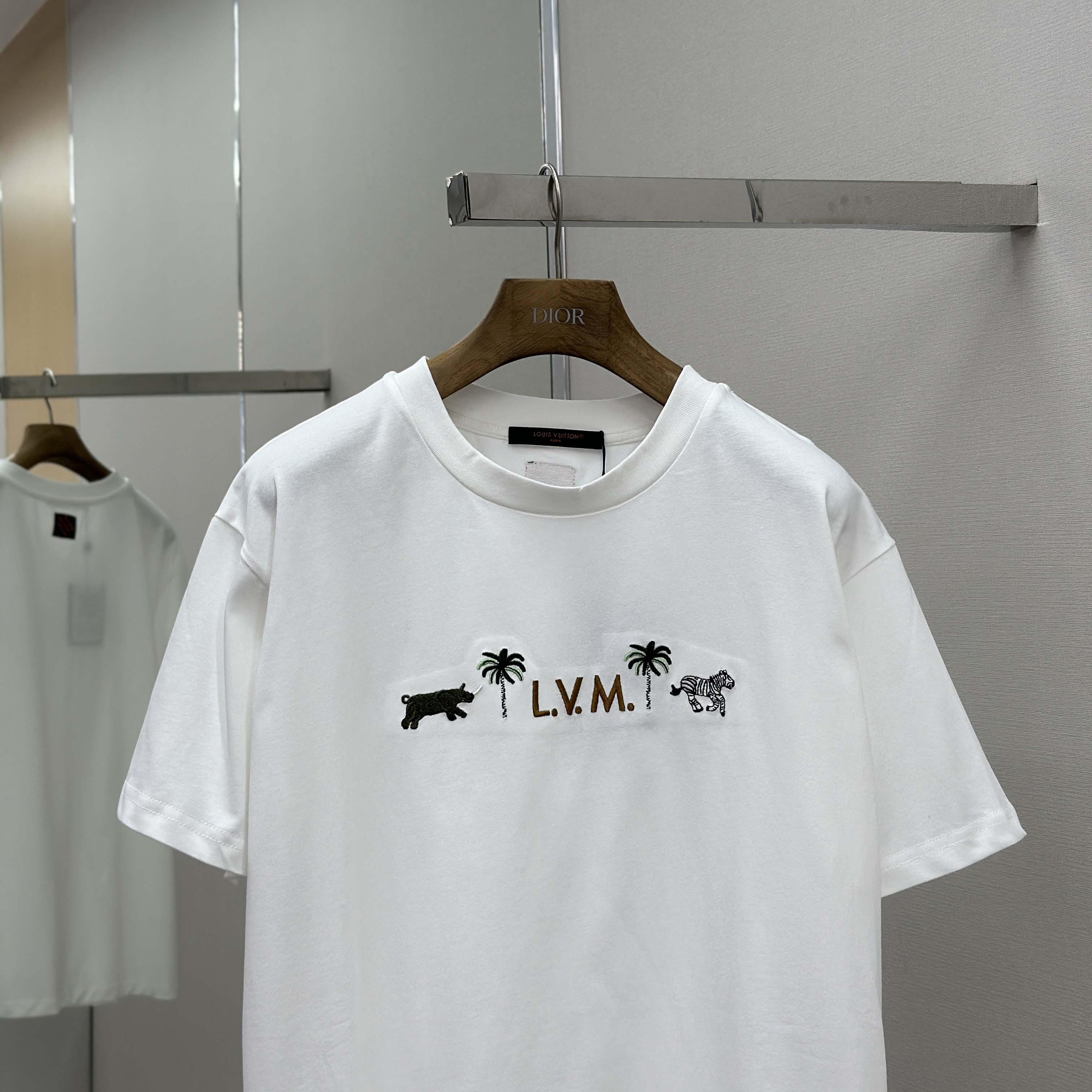 Louis Vuitton LV x The Darjeeling Limited Embroidered Short-Sleeved crewneck   1AJVQK - DesignerGu