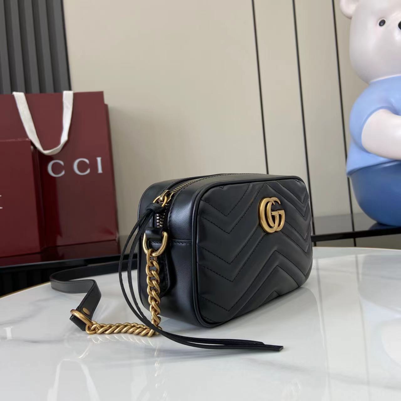 Gucci GG Marmont mini camera bag - DesignerGu