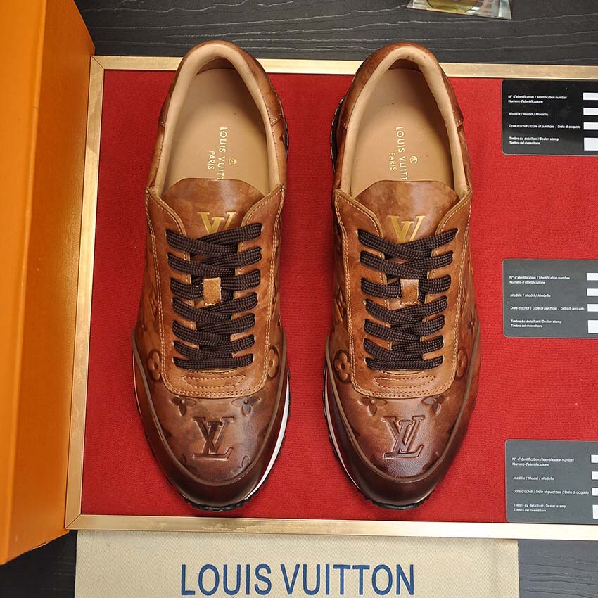 Louis Vuitton Sneaker        - DesignerGu