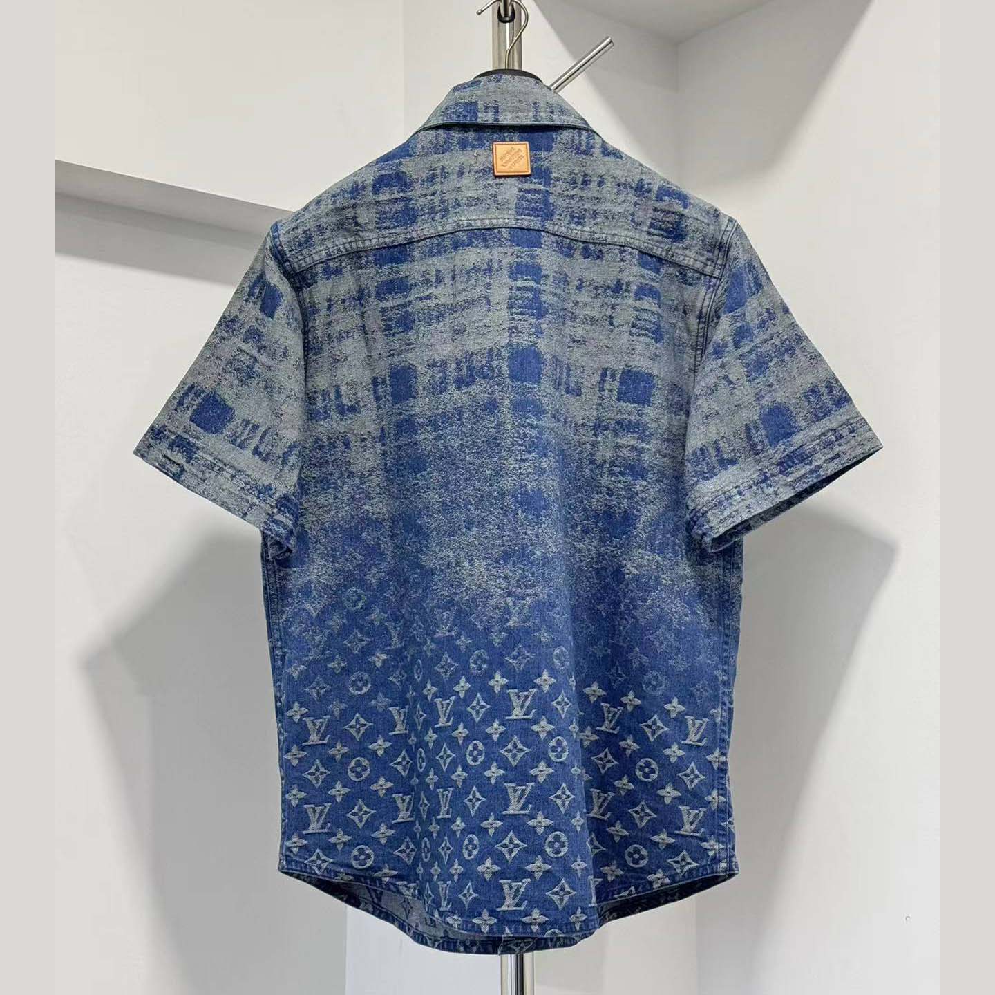 Louis Vuitton Denim Short-Sleeved Shirt - DesignerGu