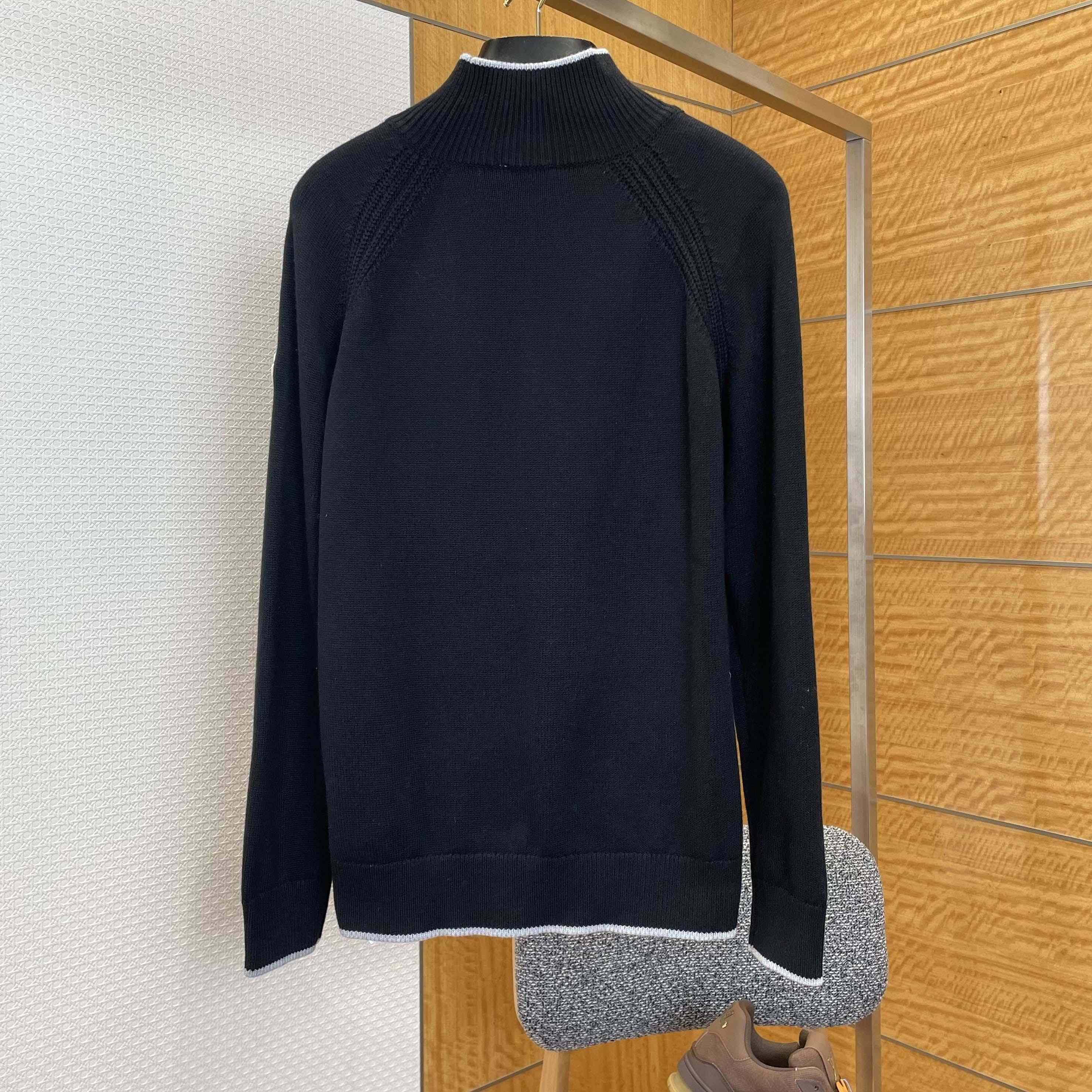 Moncler Alpaca & Wool Blend Turtleneck Sweater - DesignerGu