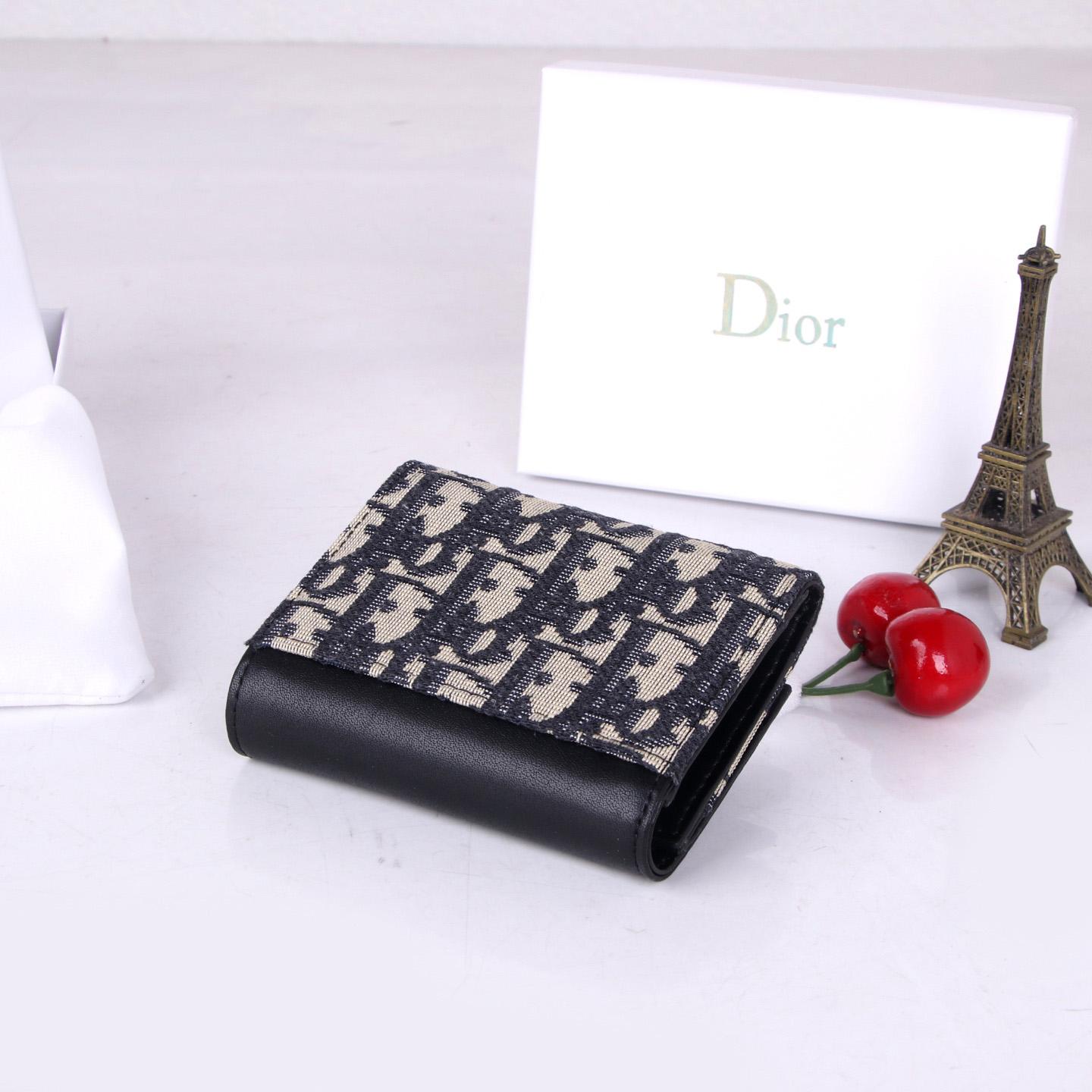 Dior Wallet   11*10*2cm - DesignerGu