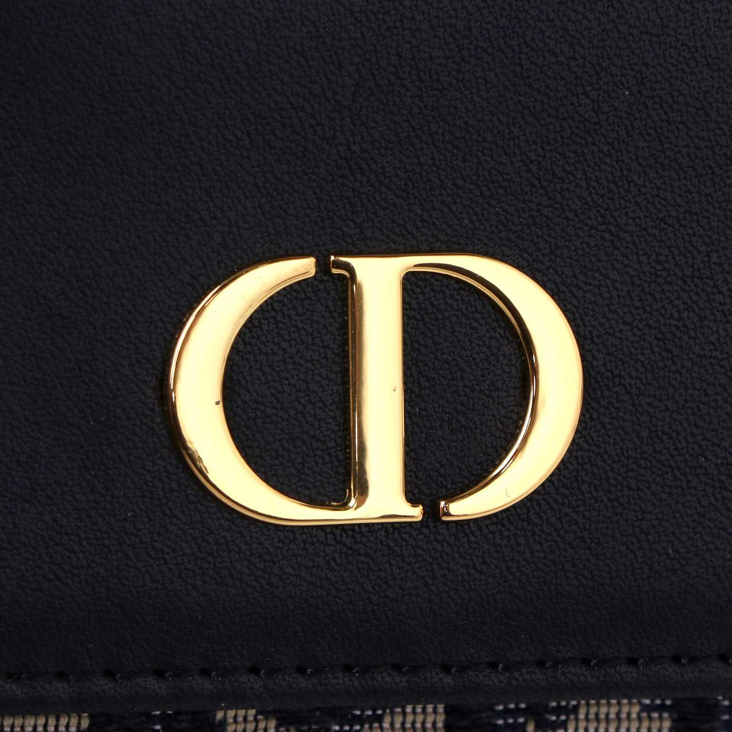 Dior Wallet   11*10*2cm - DesignerGu
