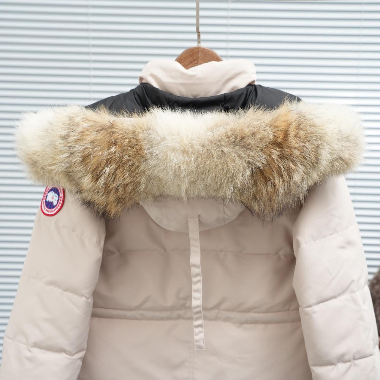 Canada Goose Chelsea Parka - DesignerGu
