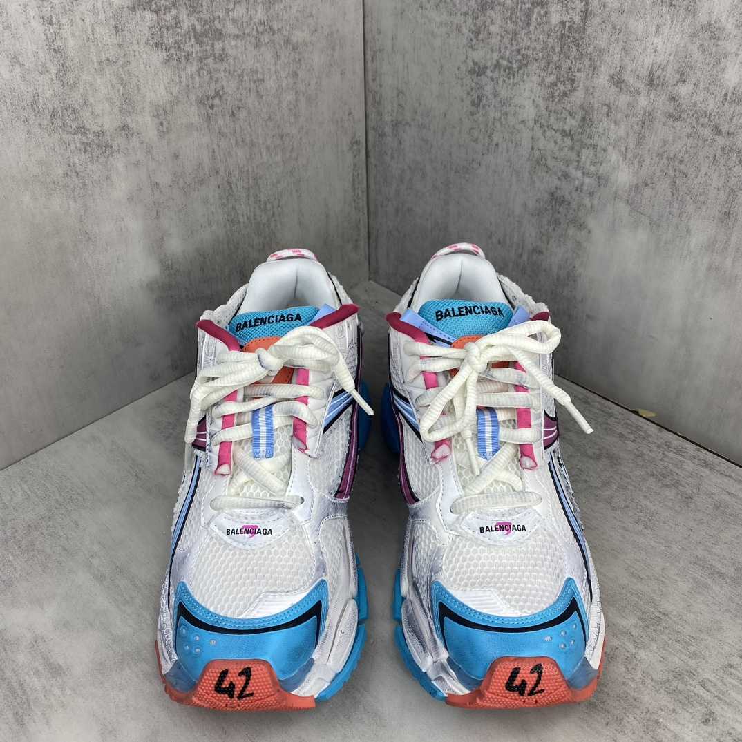 Balenciaga Runner Sneakers - DesignerGu