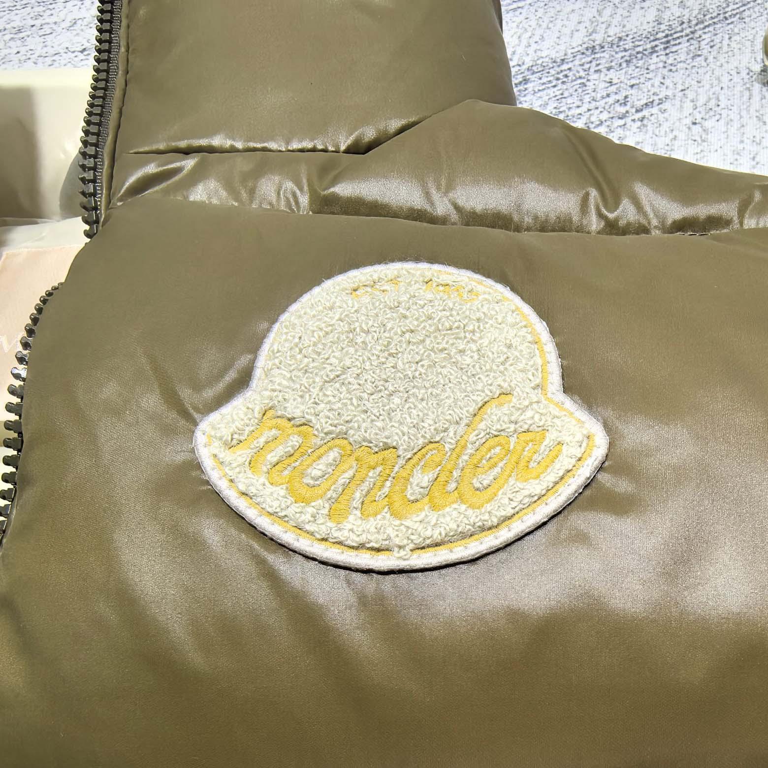 Moncler Lipsi Down Vest - DesignerGu