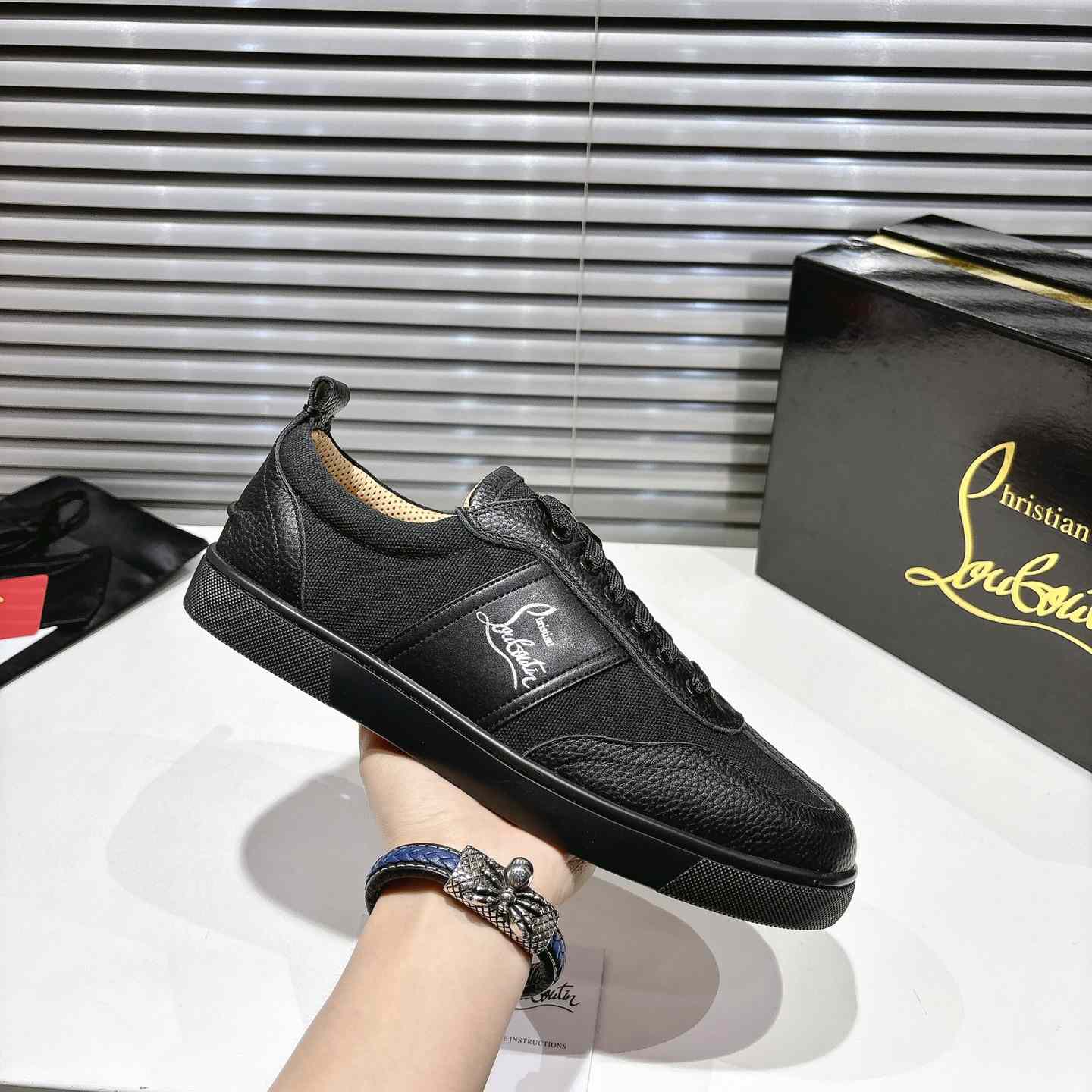 Christian Louboutin Retero Sneakers - DesignerGu