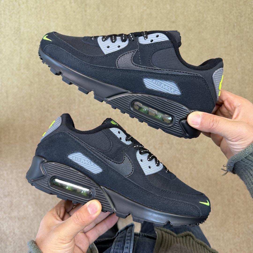 Nike Air Max 90 Sneakers     FZ7186-100 - DesignerGu