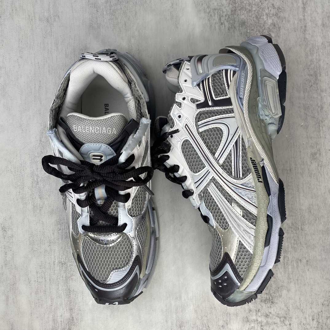 Balenciaga Runner Sneakers - DesignerGu