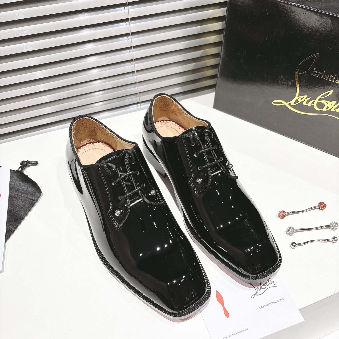 Christian Louboutin Chambeliss Derbies - Patent calf leather - DesignerGu