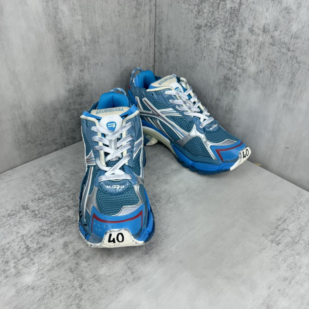 Balenciaga Runner Sneakers - DesignerGu