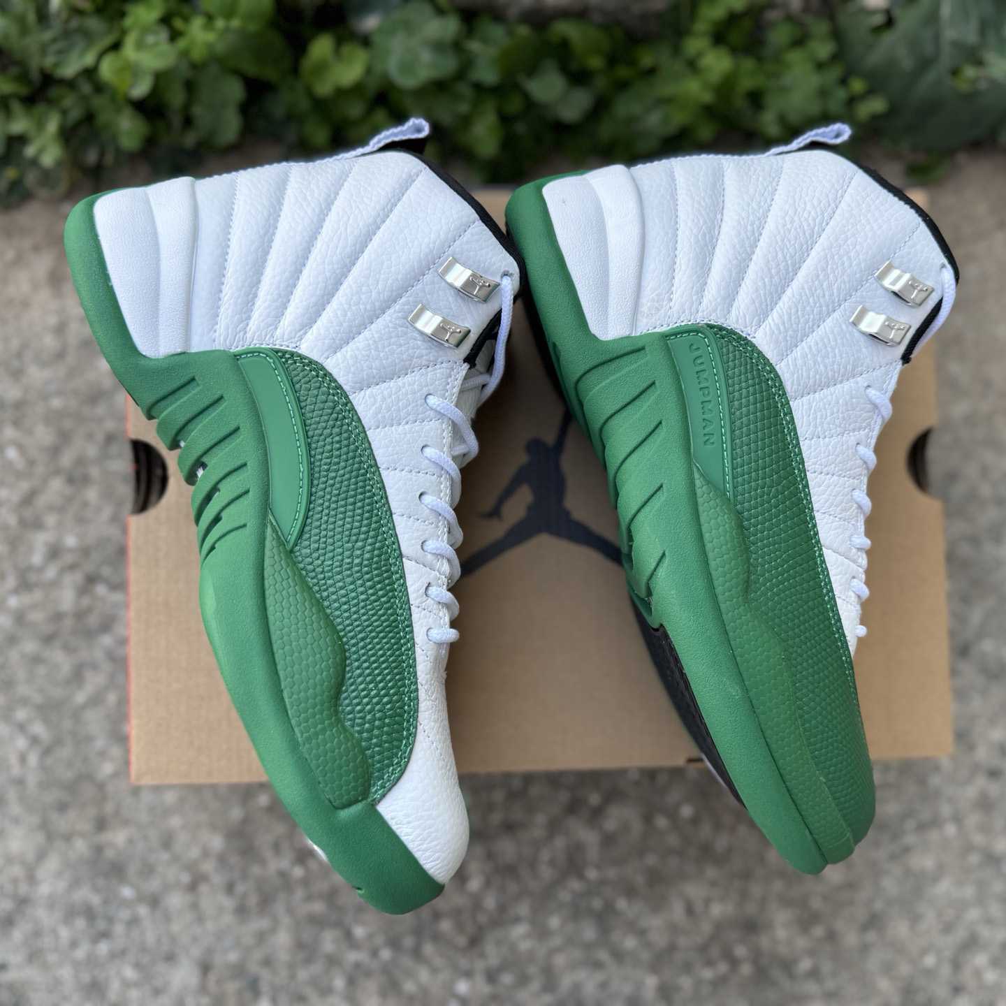 Jordan Air Jordan 12 Bucks   CT8013-103 - DesignerGu