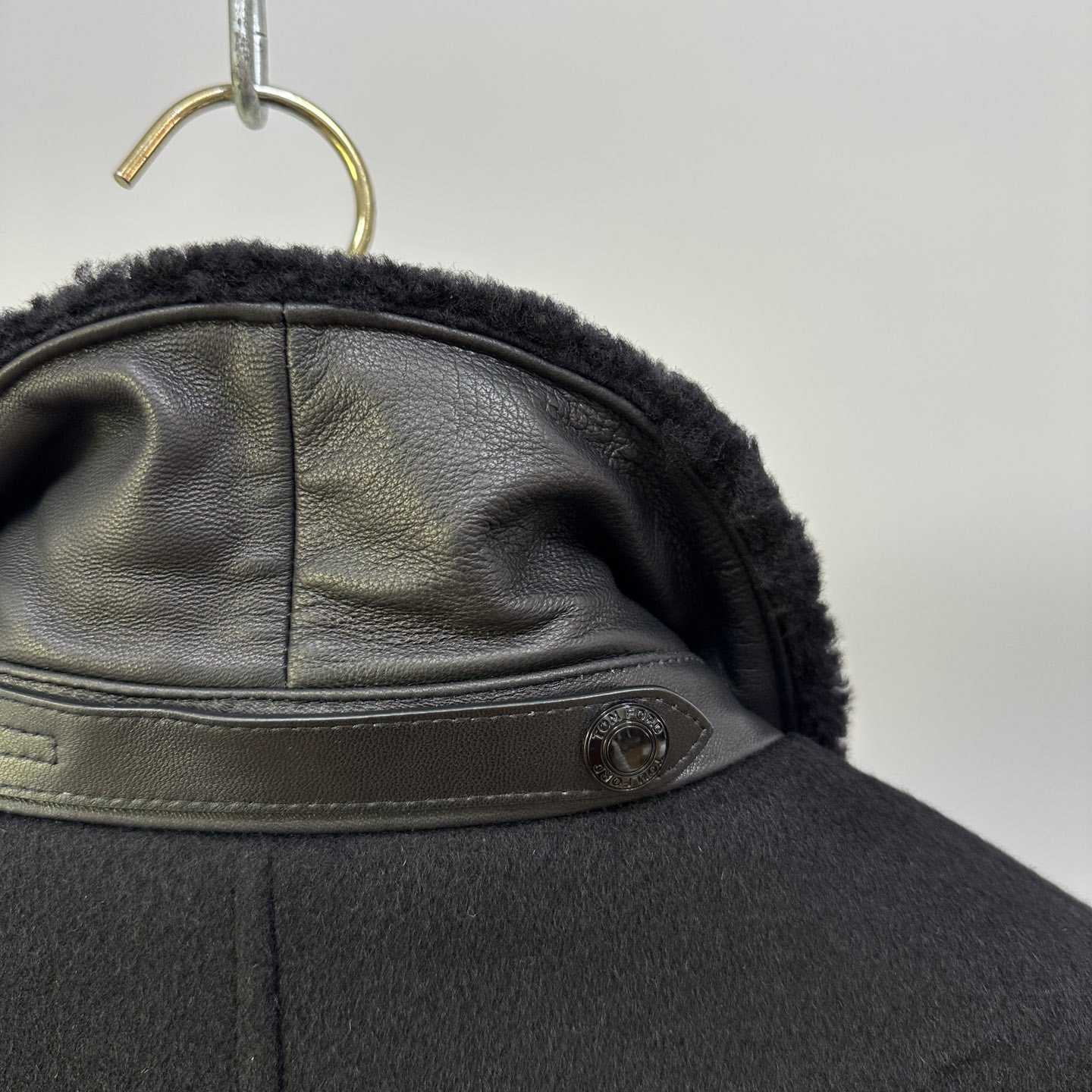 Tom Ford Black Shearling And Leather-trimmed Wool-blend Bomber Jacket - DesignerGu