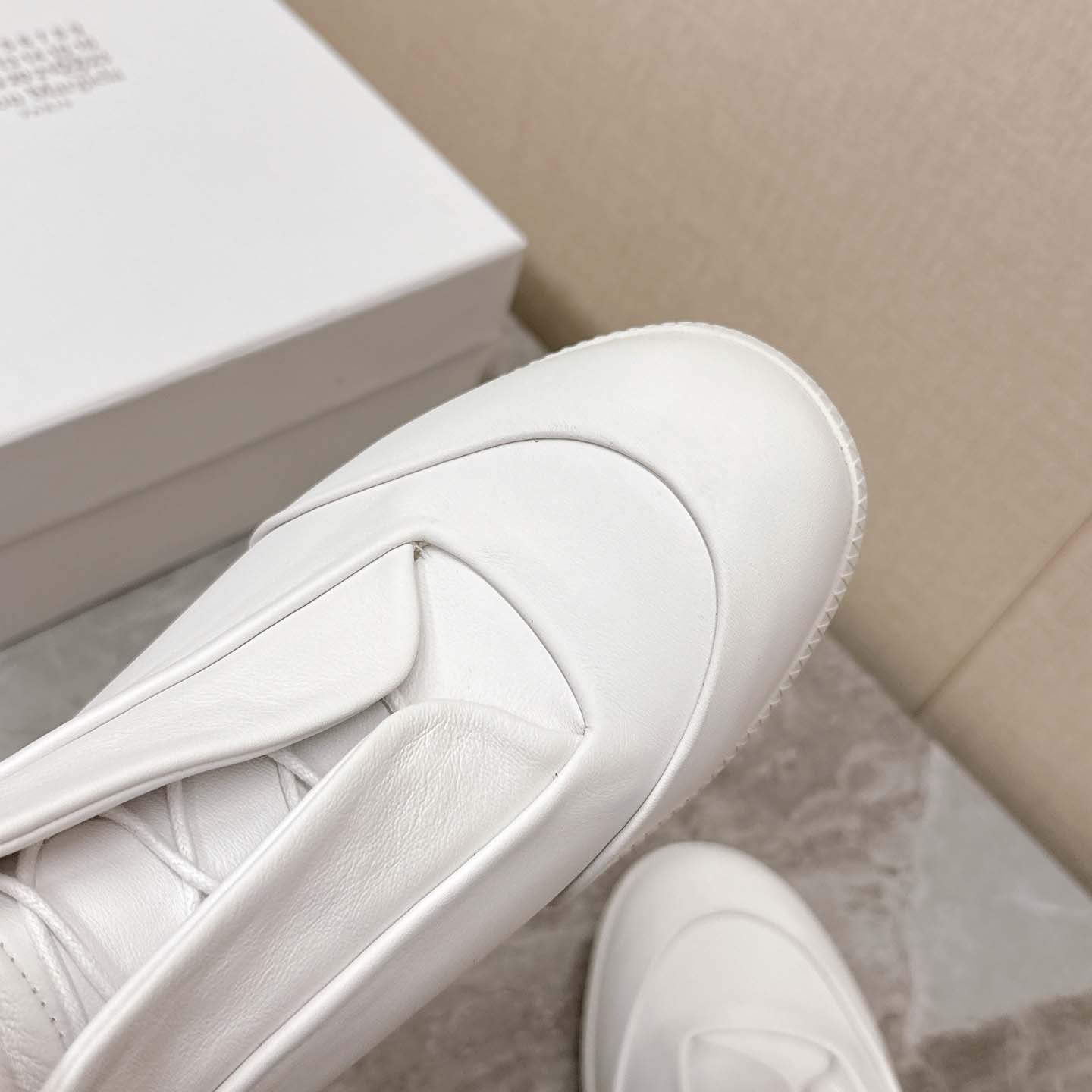 Maison Margiela Future Sneakers - DesignerGu