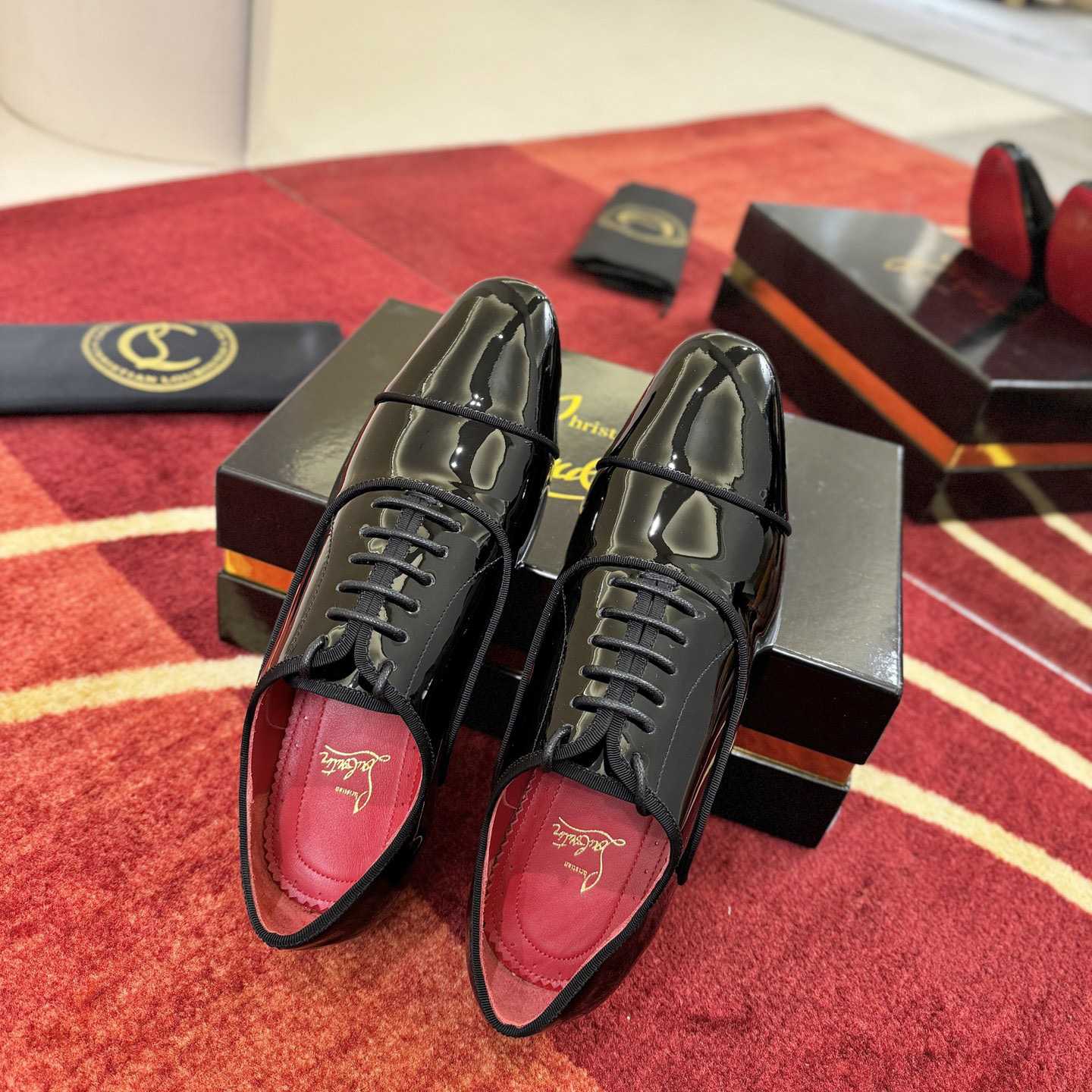 Christian Louboutin Greggyrocks Oxfords  - DesignerGu