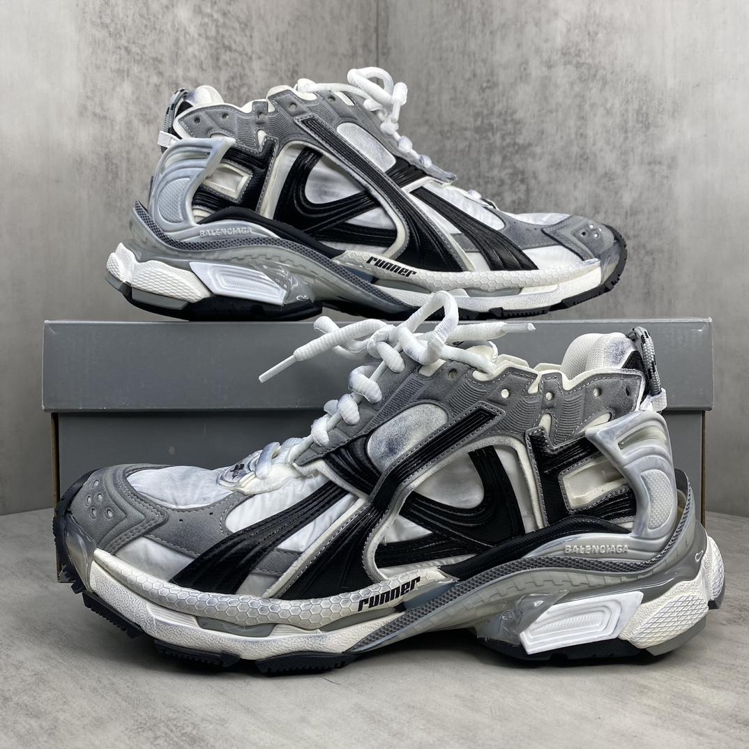Balenciaga Runner Sneakers - DesignerGu