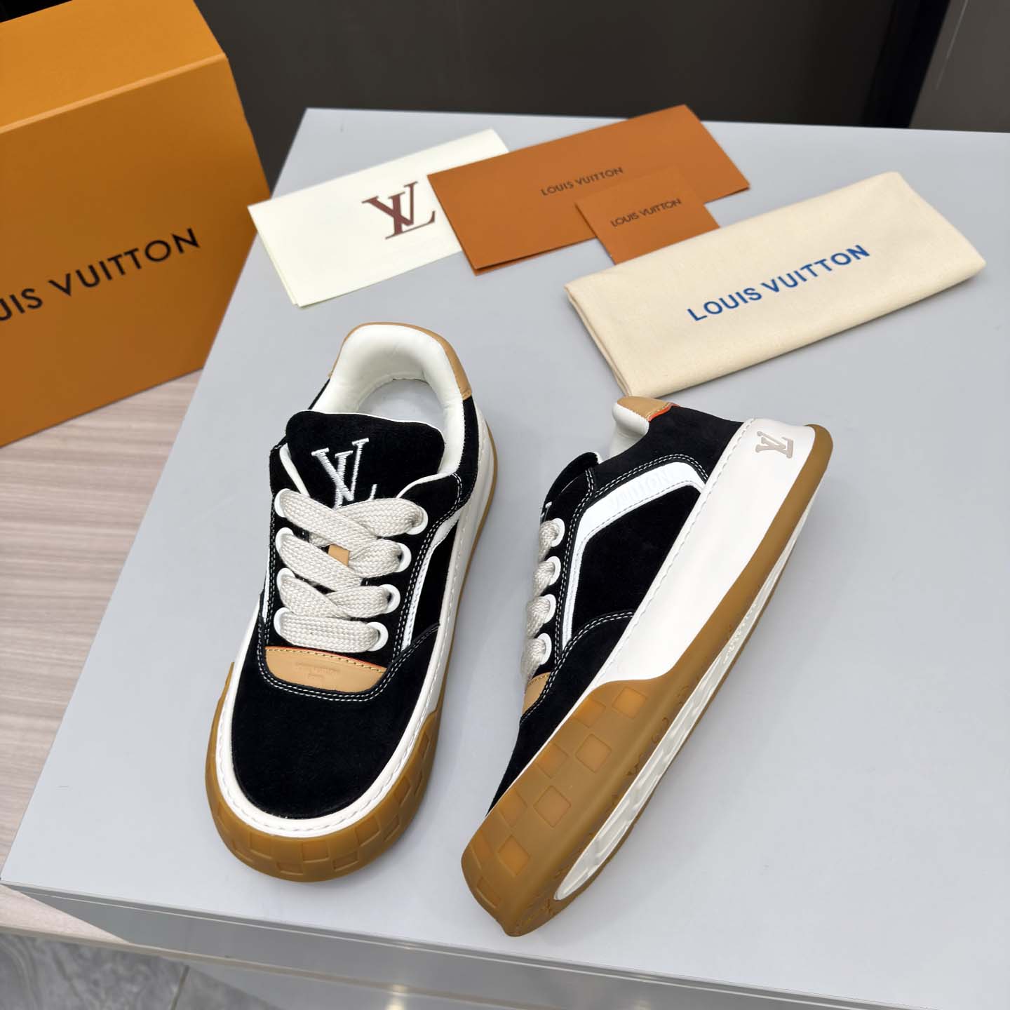 Louis Vuitton LV Tilted Sneaker  - DesignerGu