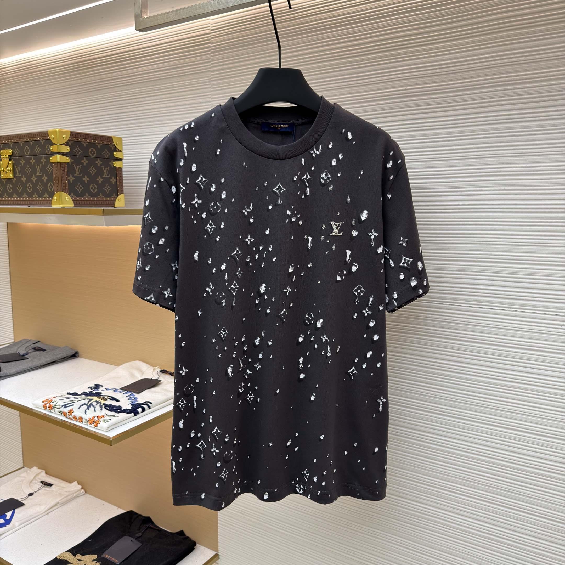 Louis Vuitton Monogram Short-Sleeved T-Shirt   1AJCBF - DesignerGu