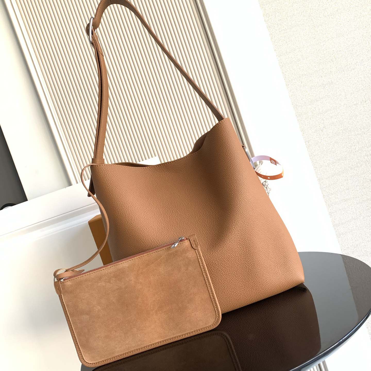 Louis Vuitton Verso Hobo H38      M26745 - DesignerGu