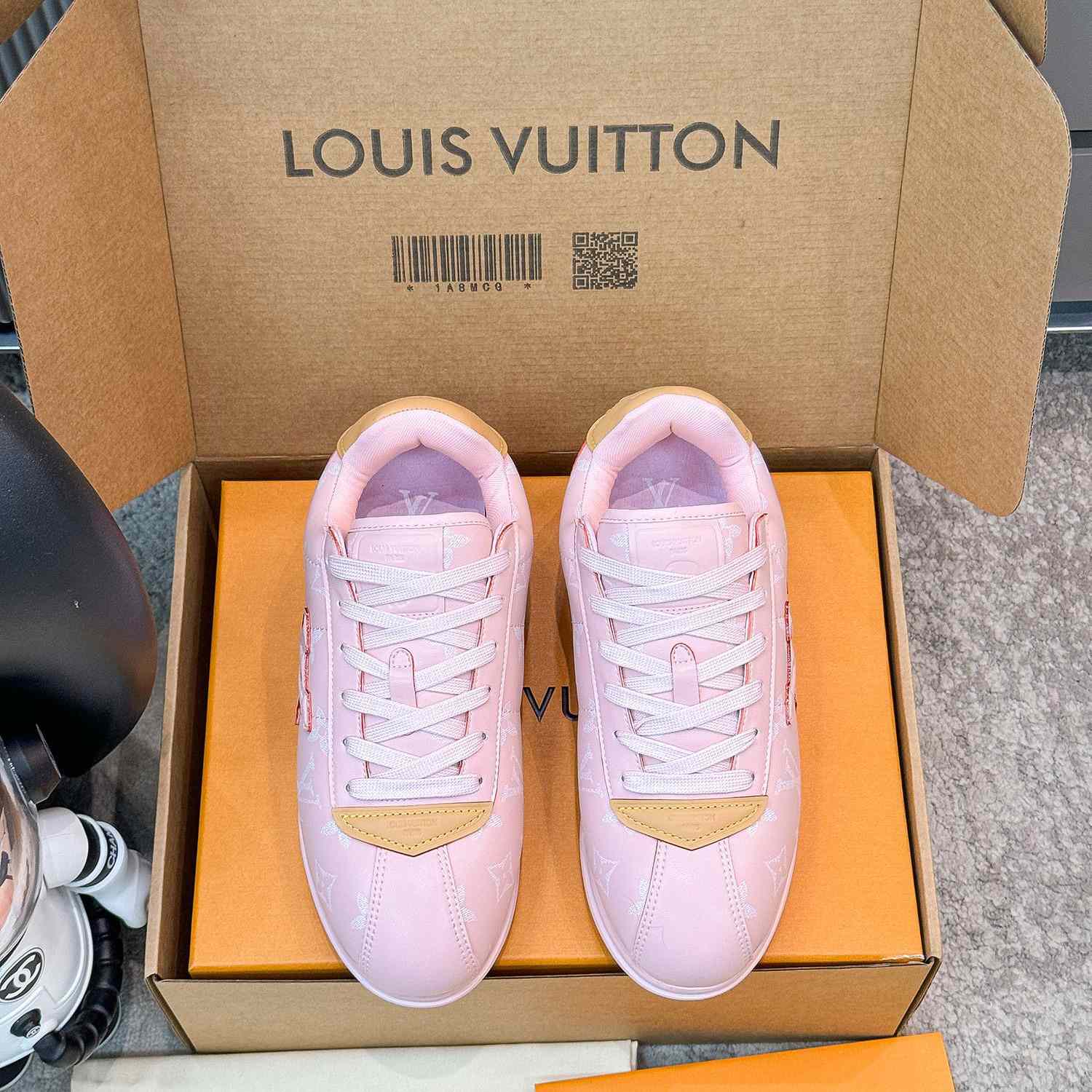Louis Vuitton LV BUTTERSOFT Sneaker    1AINJE - DesignerGu