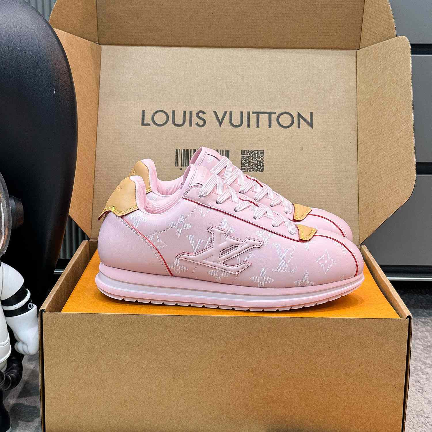 Louis Vuitton LV BUTTERSOFT Sneaker    1AINJE - DesignerGu