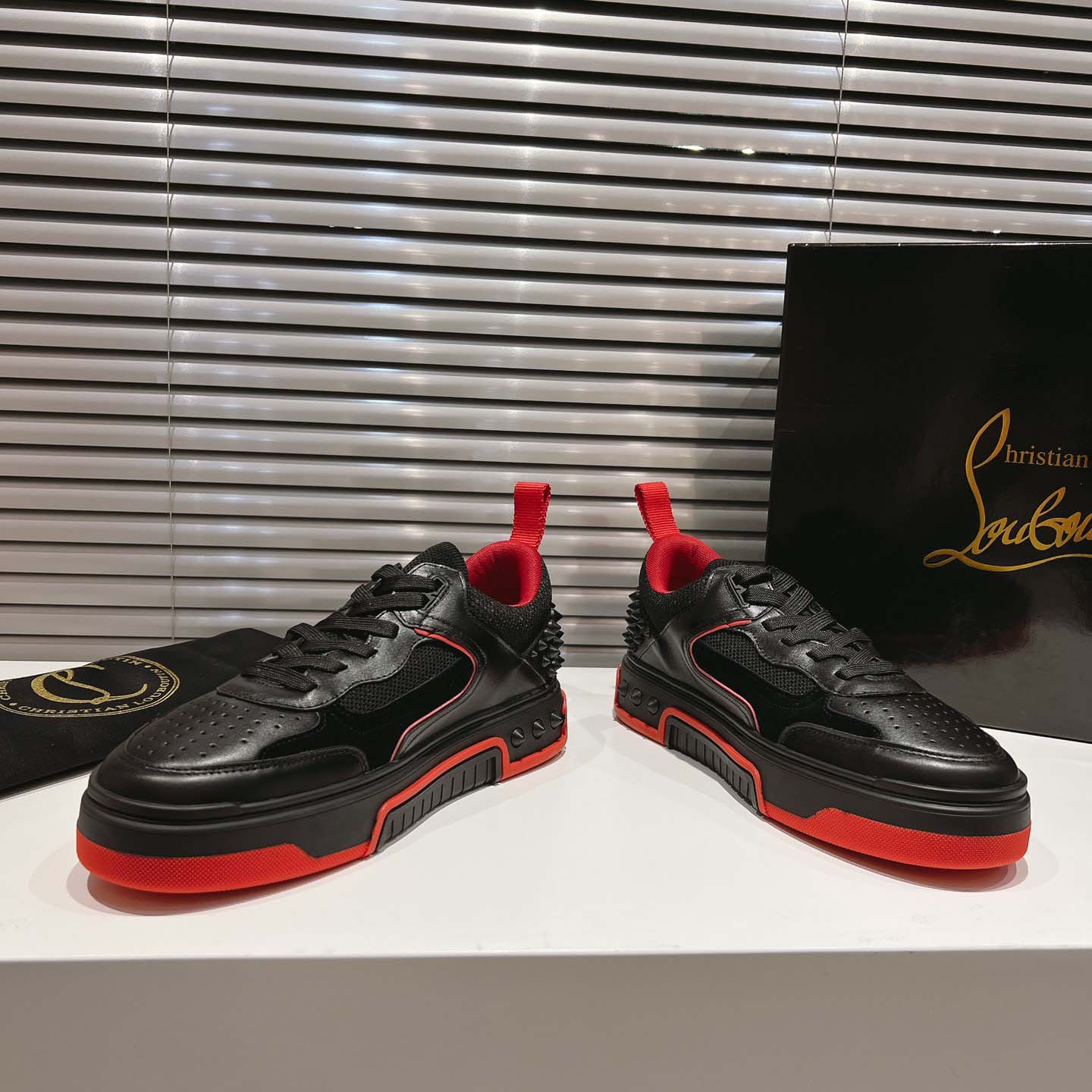 Christian Louboutin Astroloubi Leather Sneakers - DesignerGu