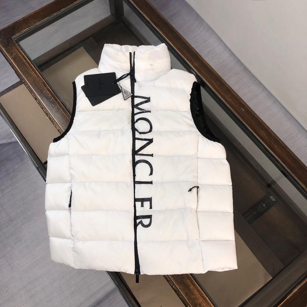 Moncler Cenis Down Gilet - DesignerGu