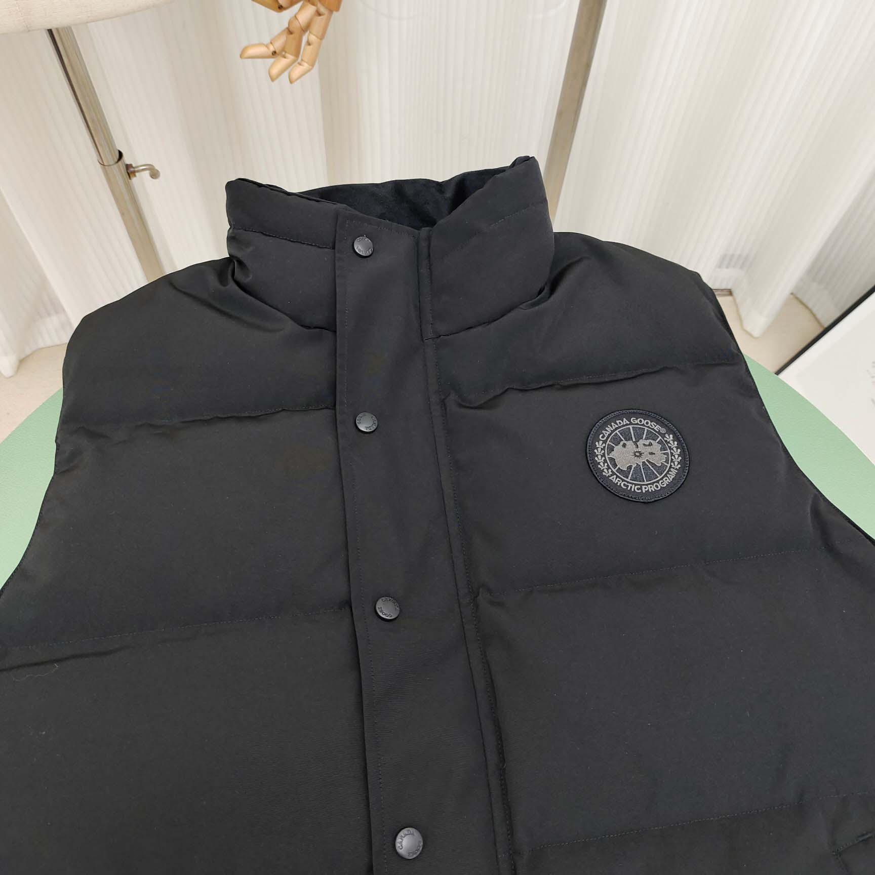 Canada Goose Garson Vest Black Label - DesignerGu