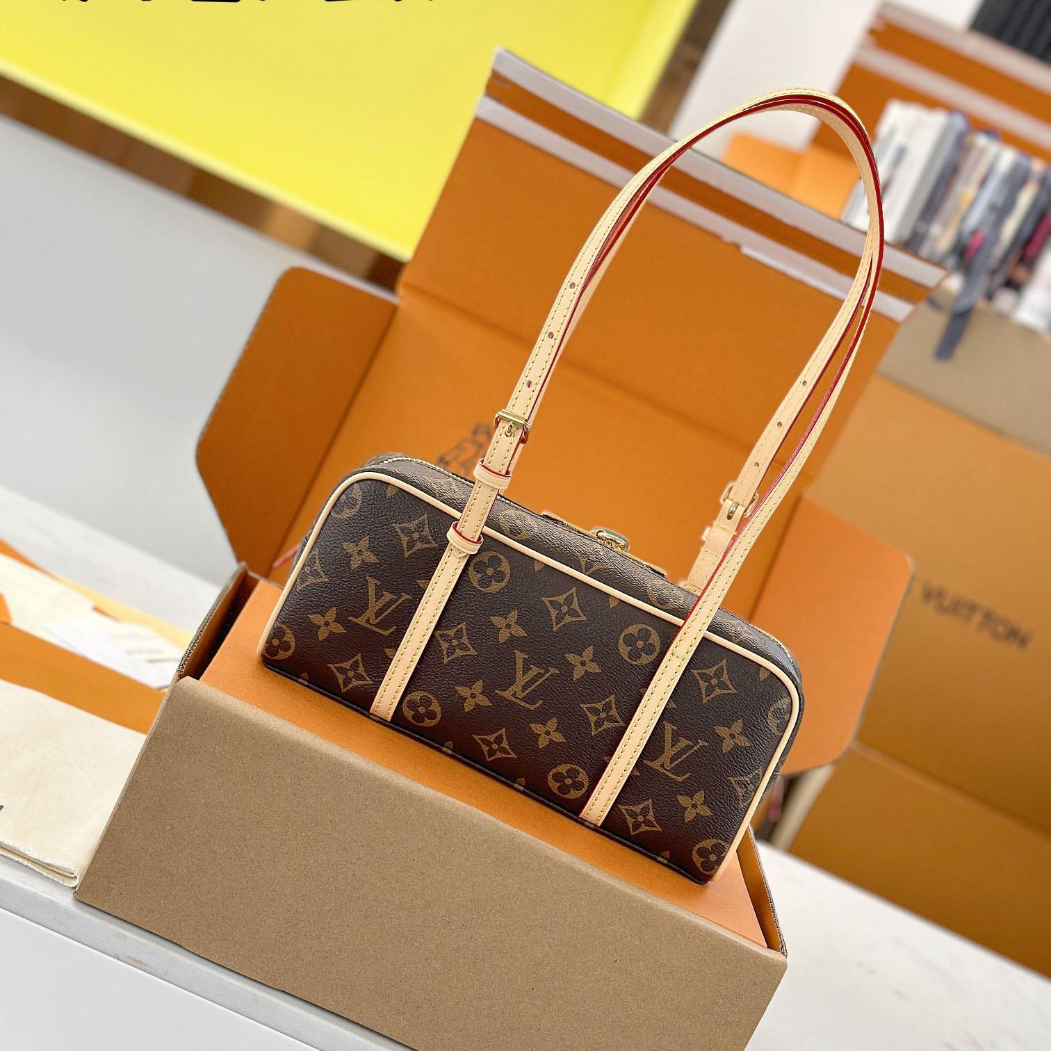 Louis Vuitton Hang On M47031 - DesignerGu