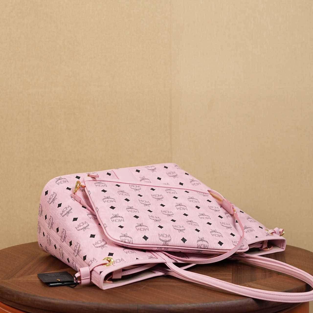 MCM Medium Liz Shopper in Visetos Pink - DesignerGu