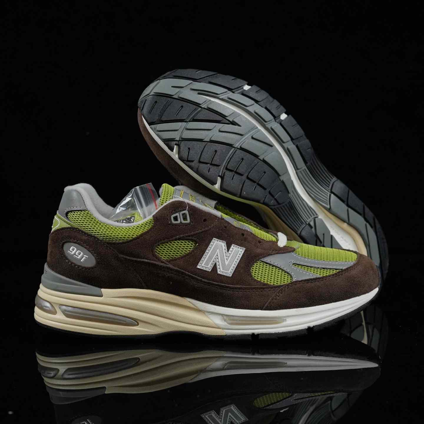 KITH x Danielle Cathari X New Balance Reverse Matcha    U991CK2 - DesignerGu