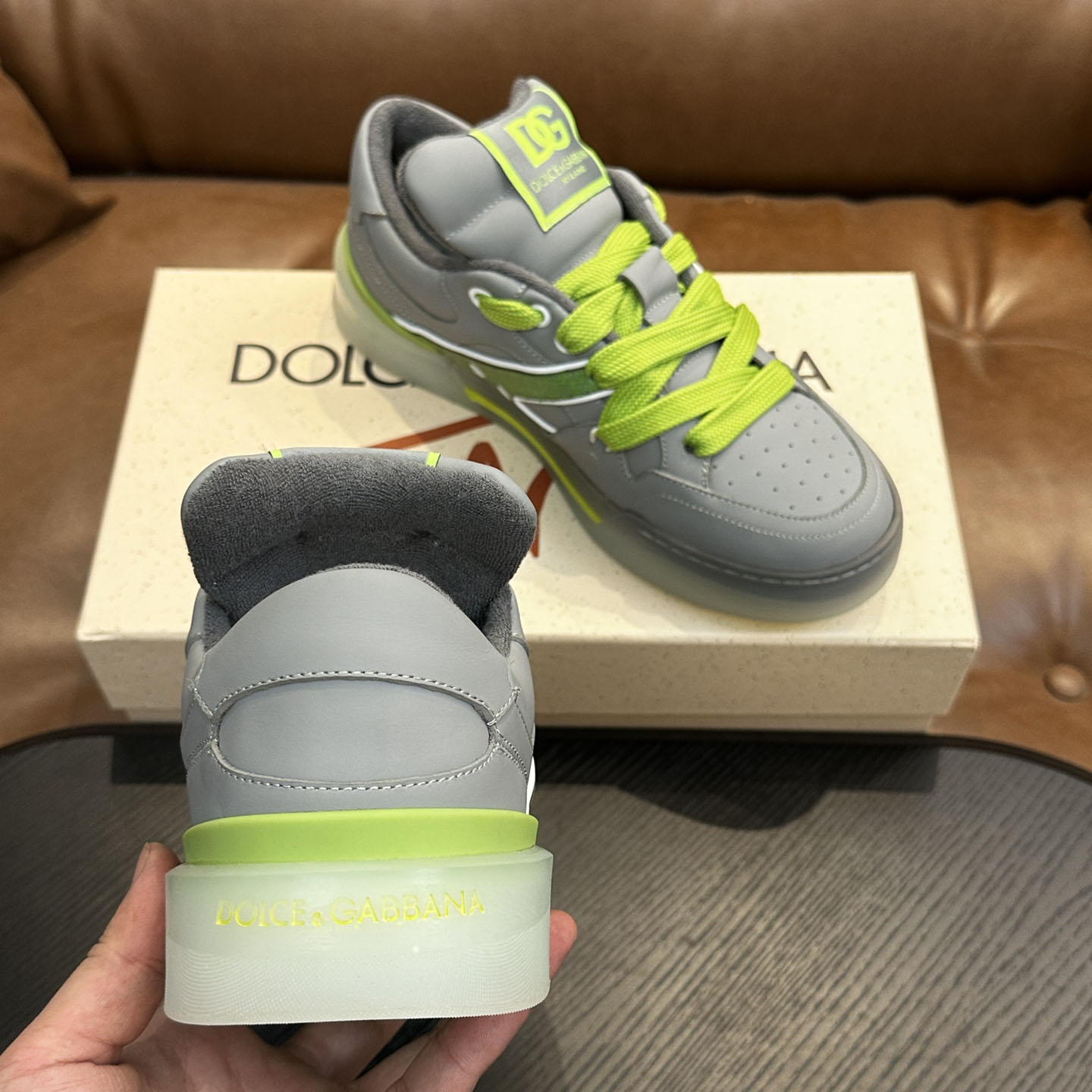 Dolce & Gabbana New Roma Label Low-Top Sneakers - DesignerGu