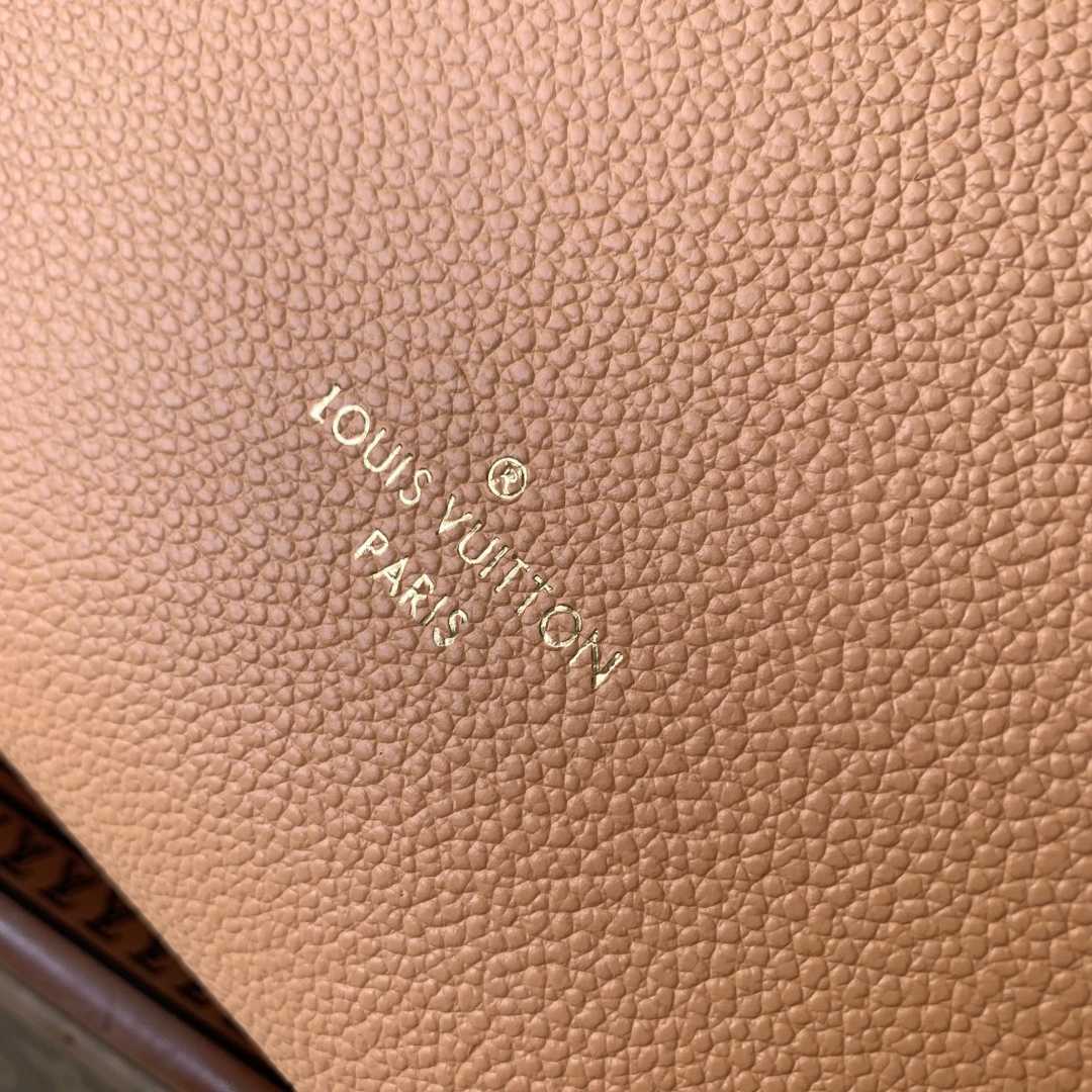 Louis Vuitton Multipass   M28029 - DesignerGu