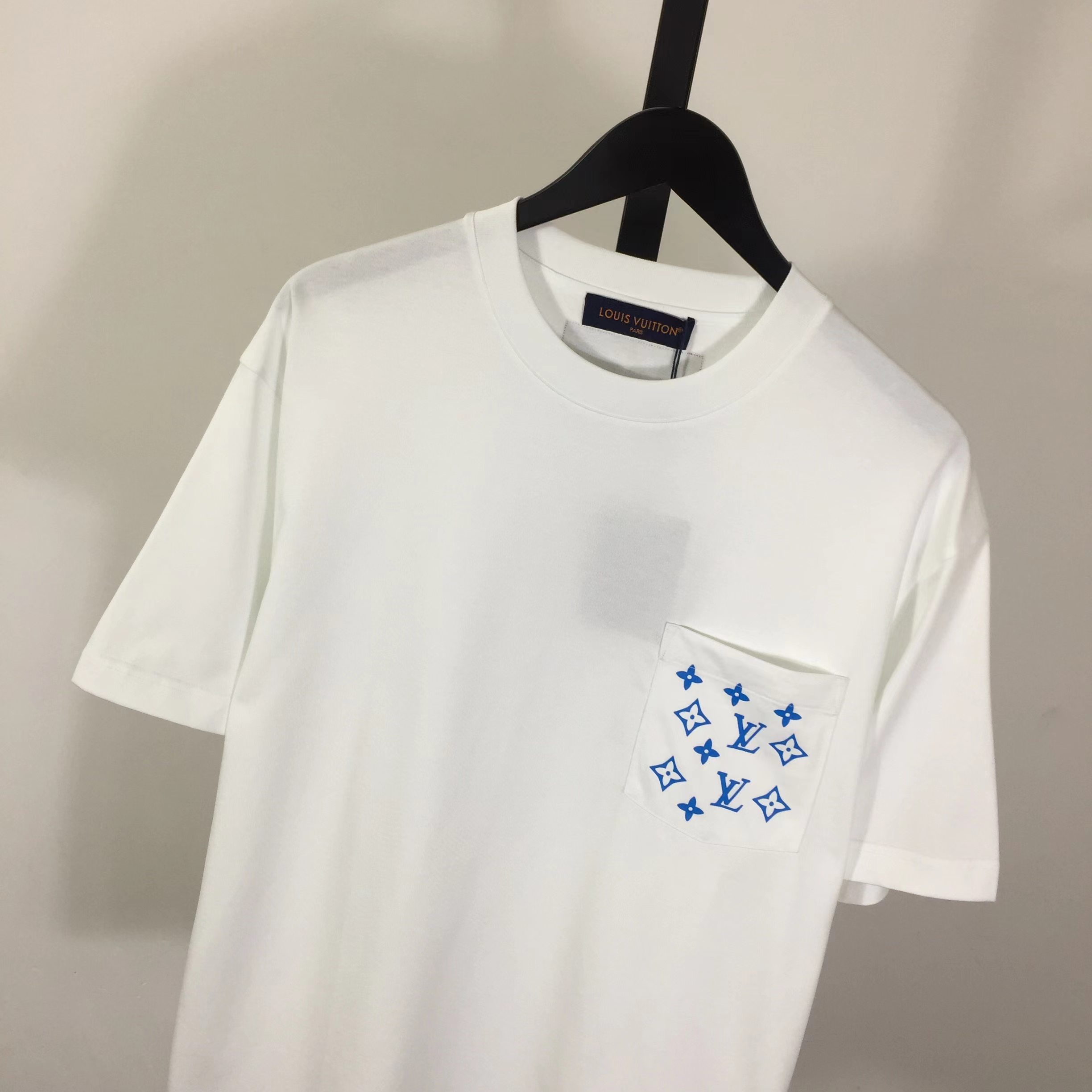 Louis Vuitton Printed Signature T-Shirt  - DesignerGu