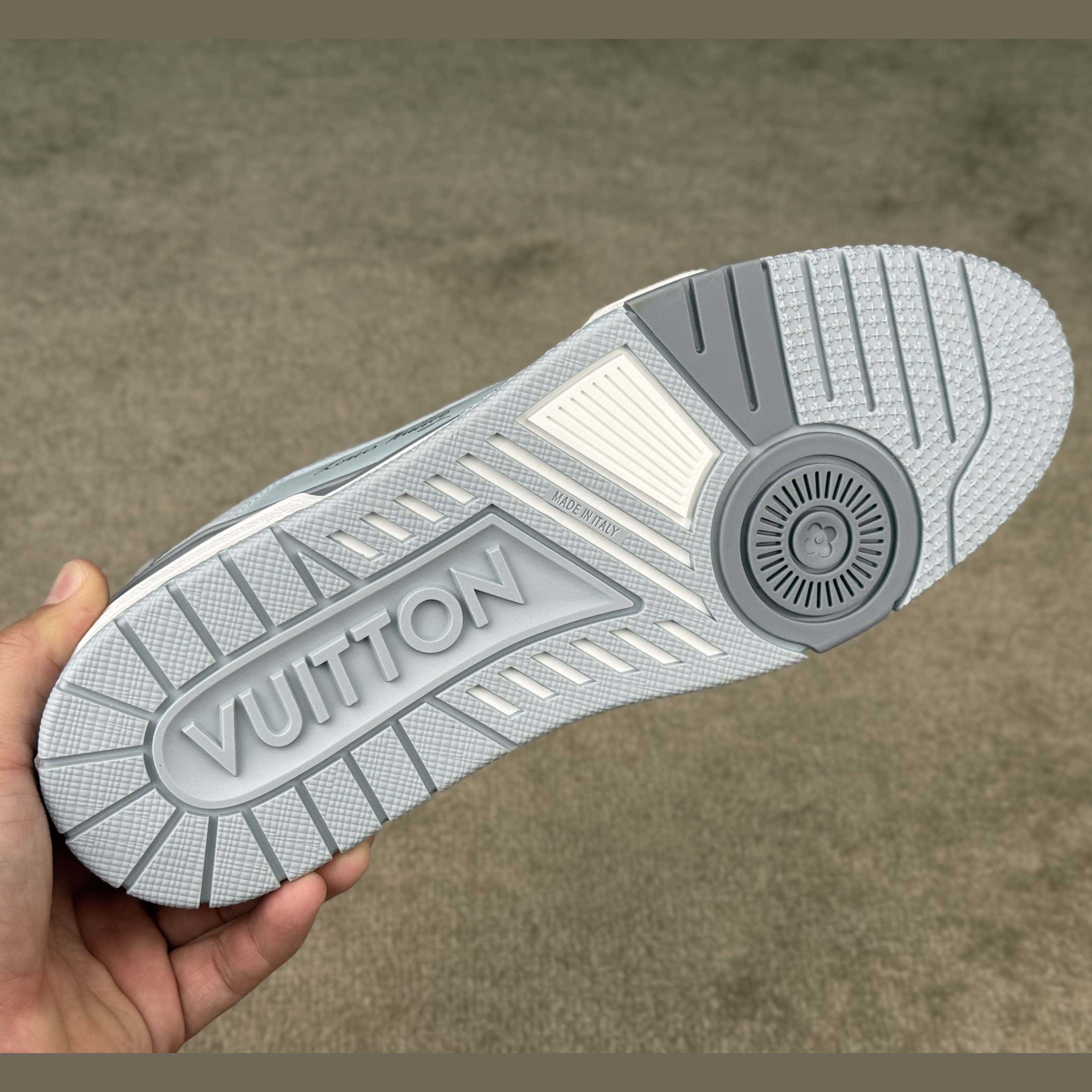 Louis Vuitton LV Trainer Sneaker   1AJCZ4 - DesignerGu