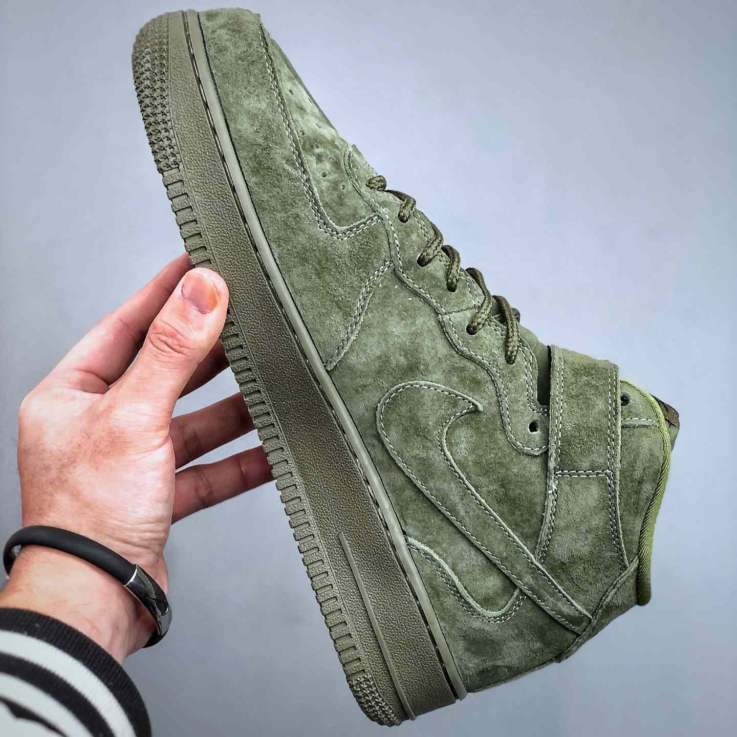  Supreme x Nike Air Force 1  Mid '07 'Legion Green'    DV0788-005 - DesignerGu
