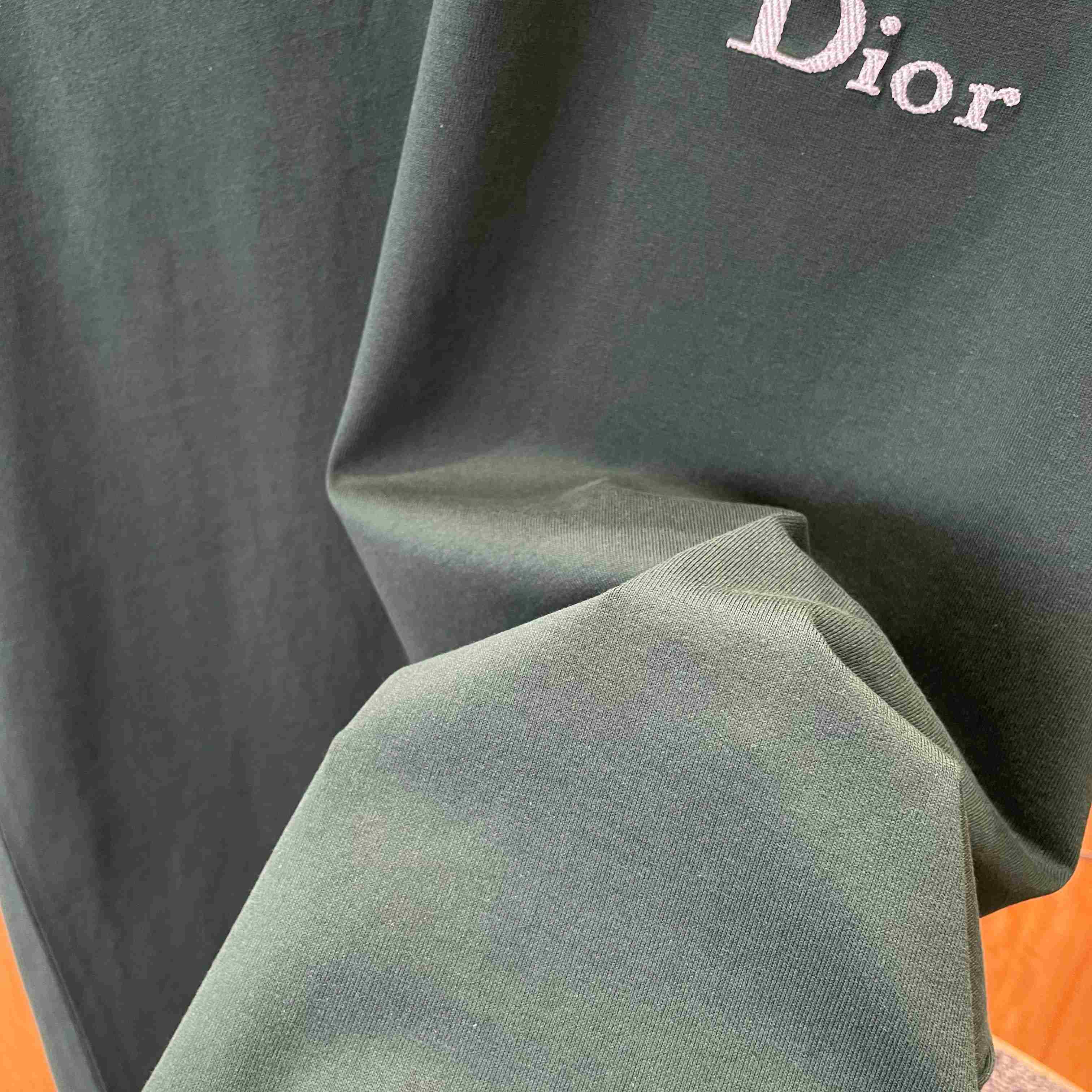 Dior T-Shirt with Dior Embroidery Green - DesignerGu