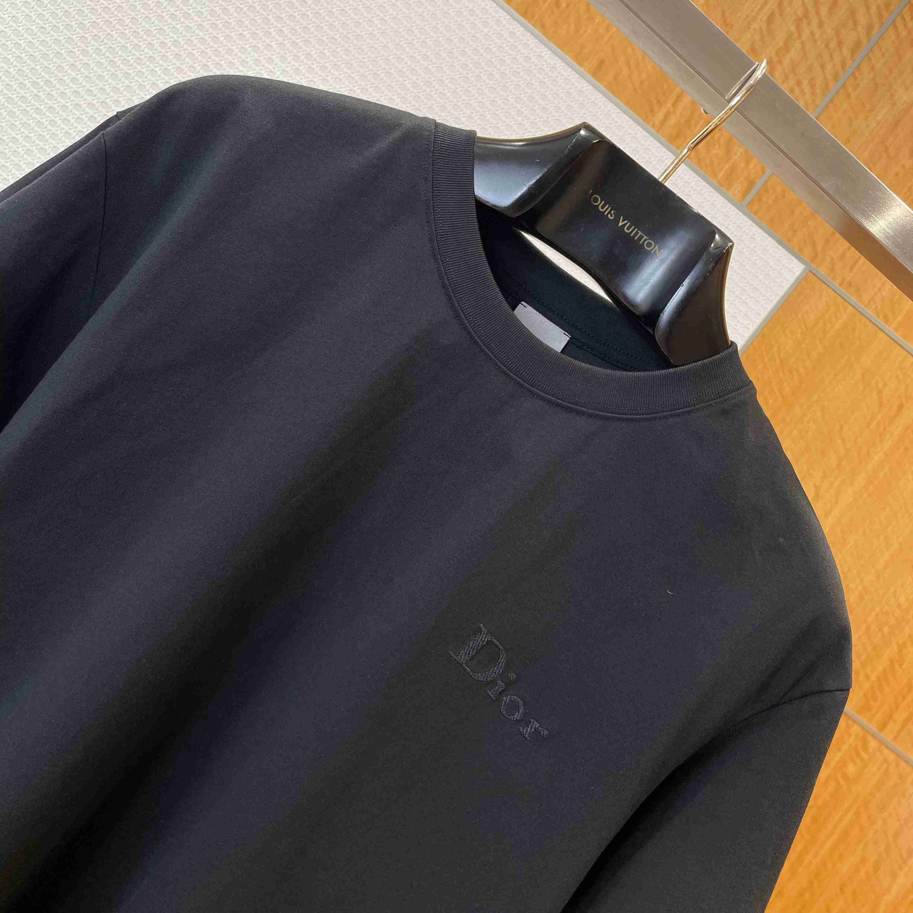 Dior T-Shirt with Dior Embroidery Black - DesignerGu