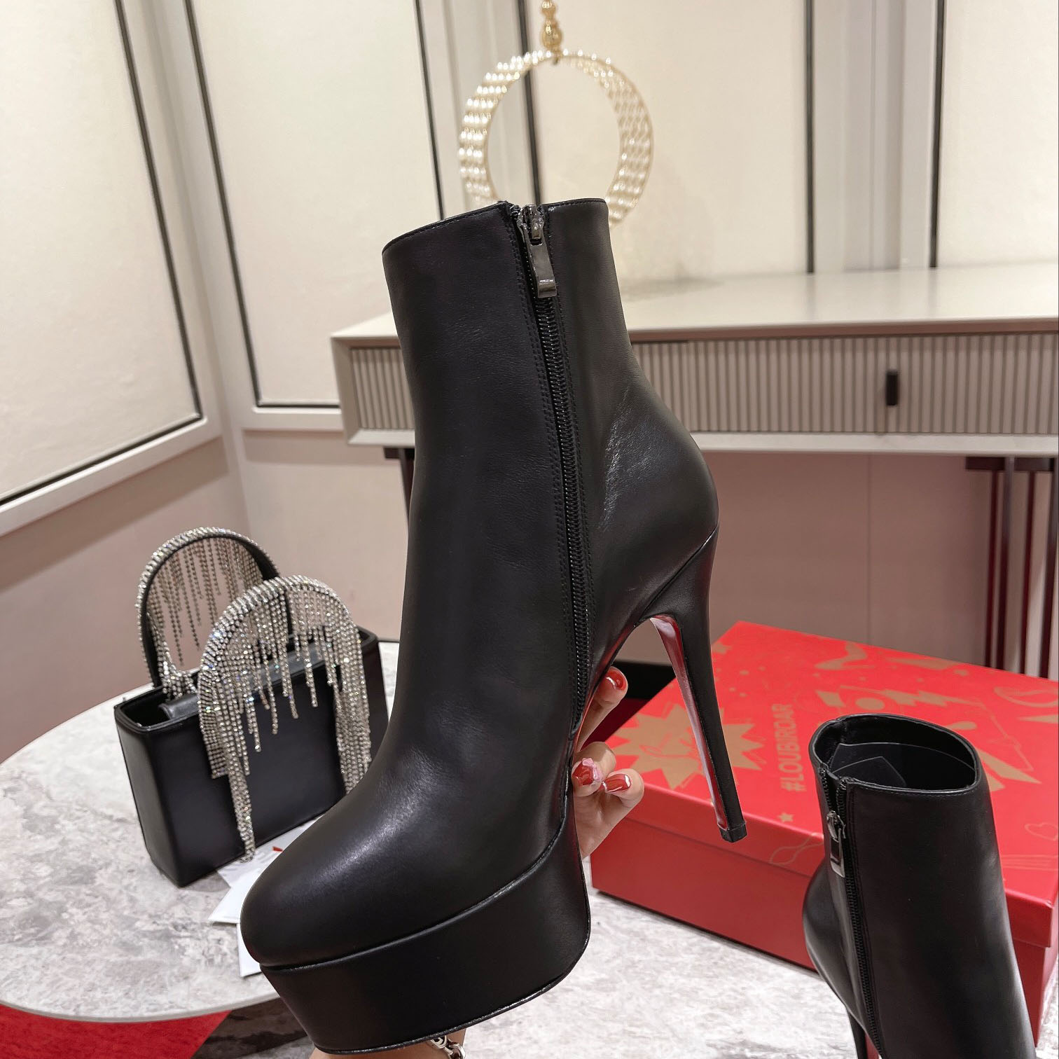 Christian Louboutin Black Bianca Leather Boots - DesignerGu