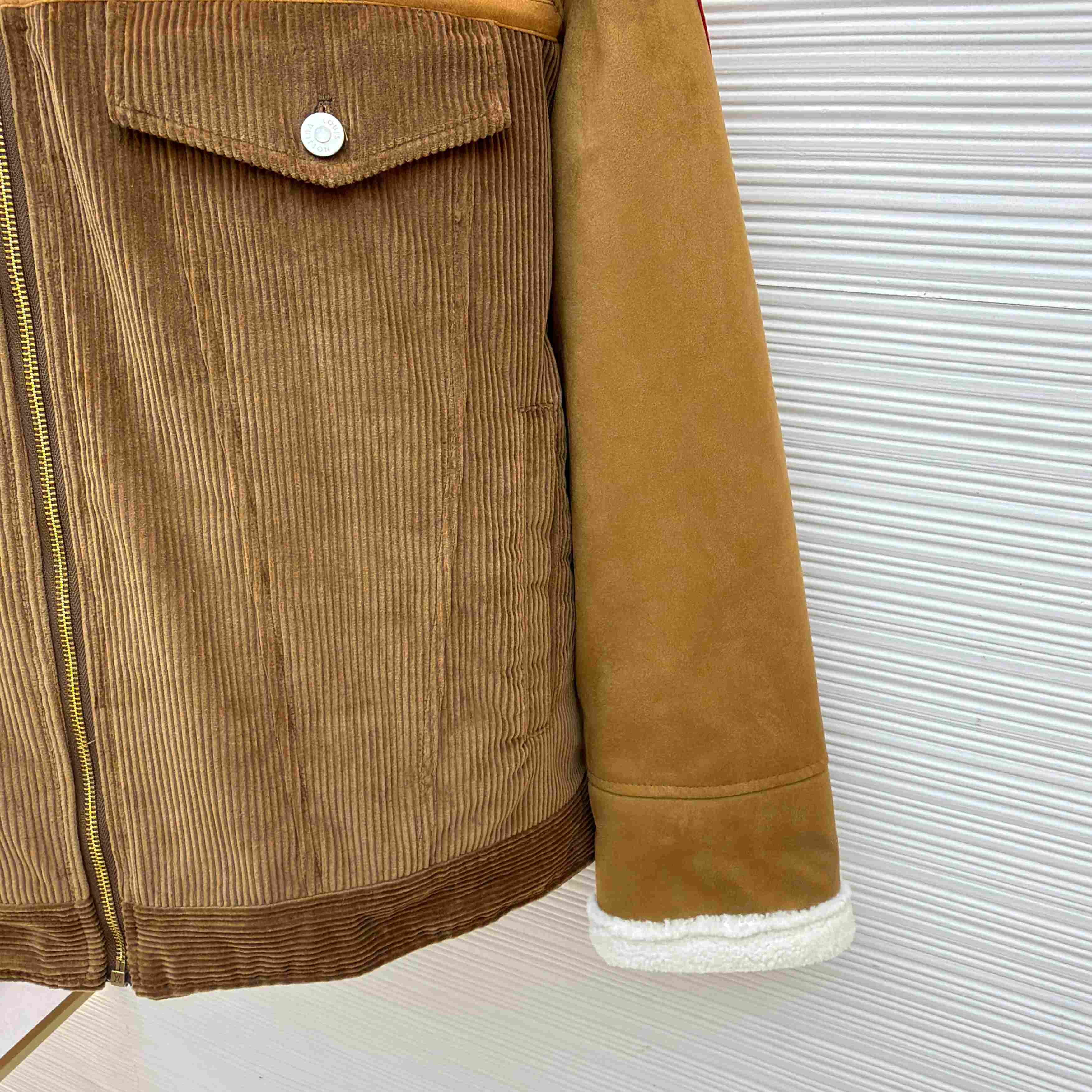 Louis Vuitton Corduroy And Shearling Mix Trucker 1AJBR0 - DesignerGu