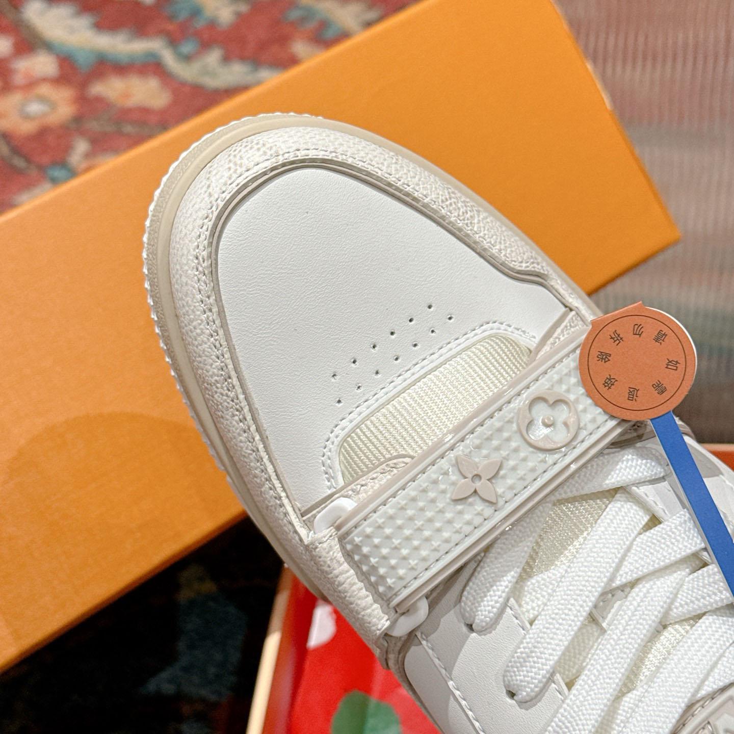 Louis Vuitton LV Trainer Sneaker   1AHTUG - DesignerGu